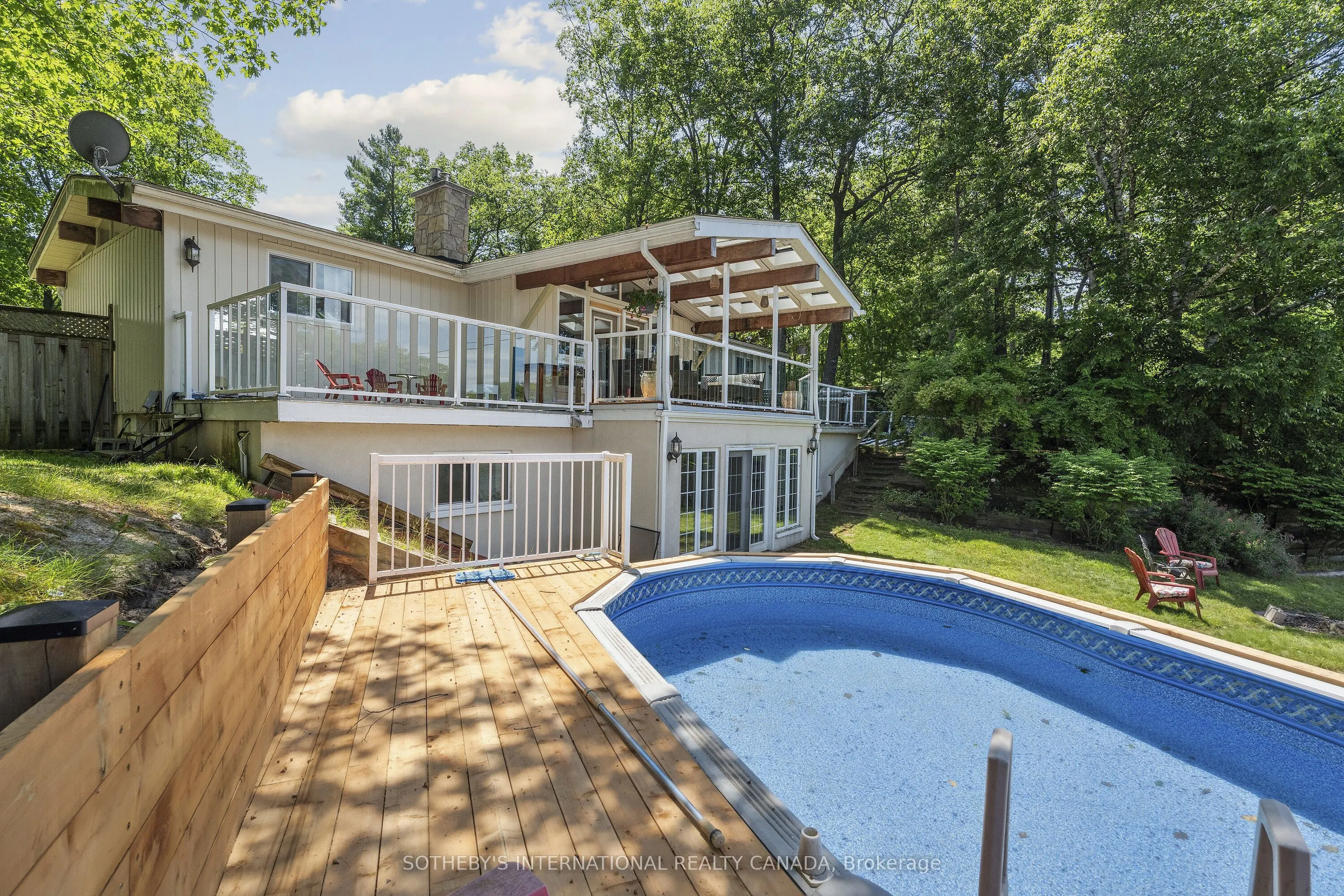 400 Oxbow Park Drive