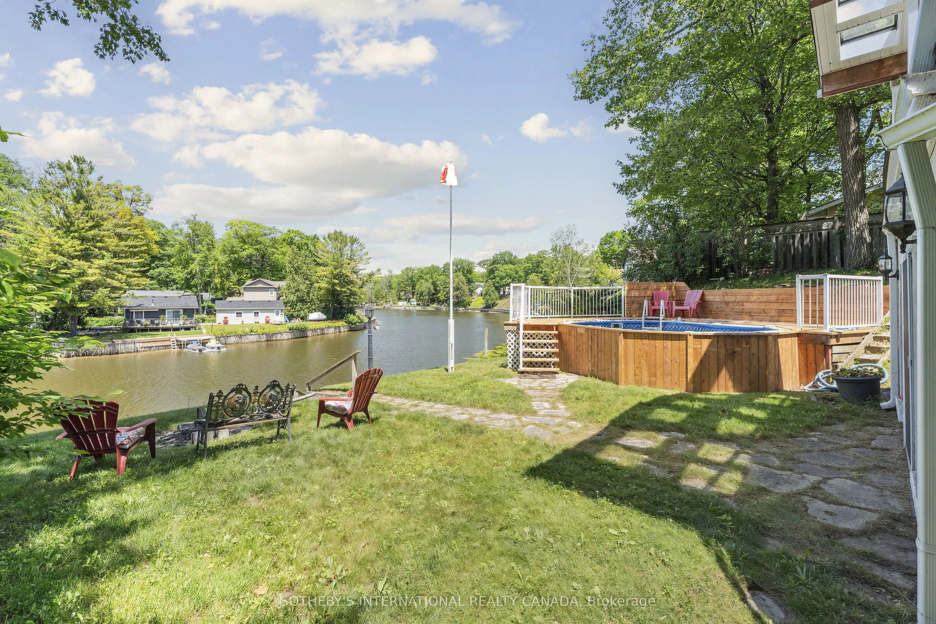 400 Oxbow Park Drive
