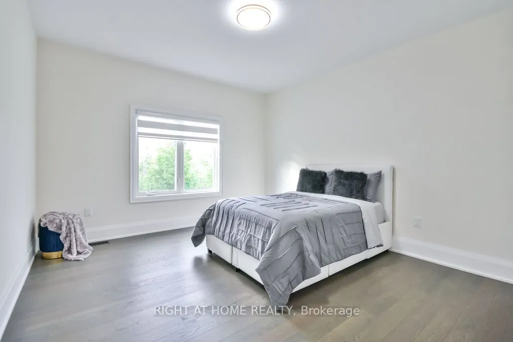 8 Forest Heights Court