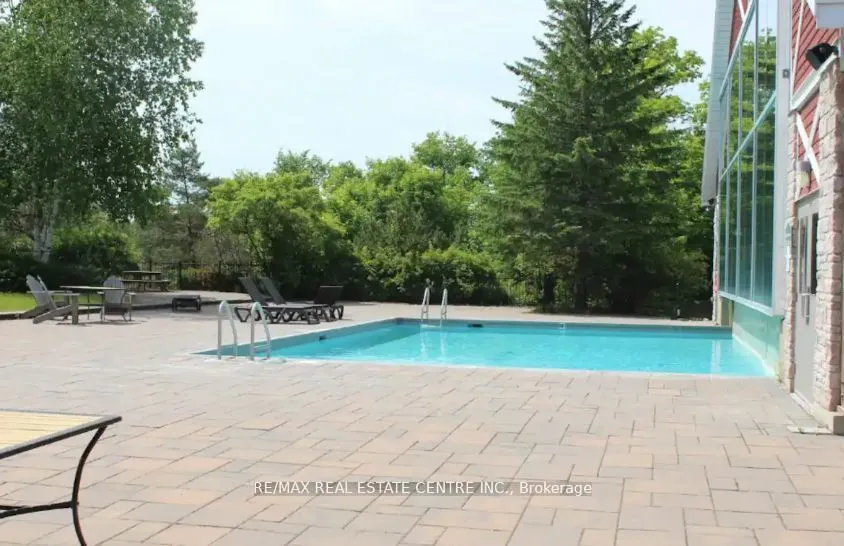 90 Highland Drive, #2088
