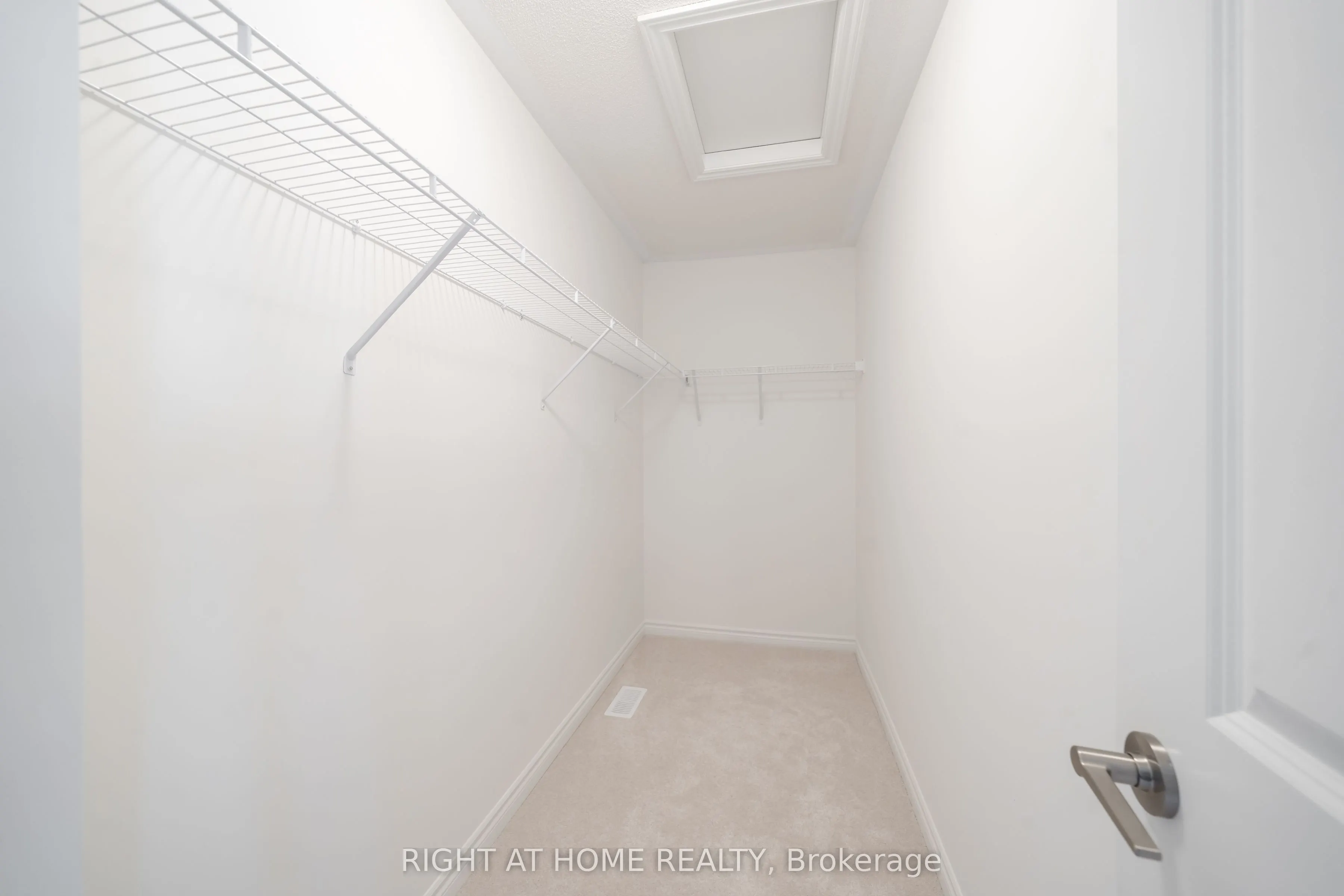 26 West Oak Trail