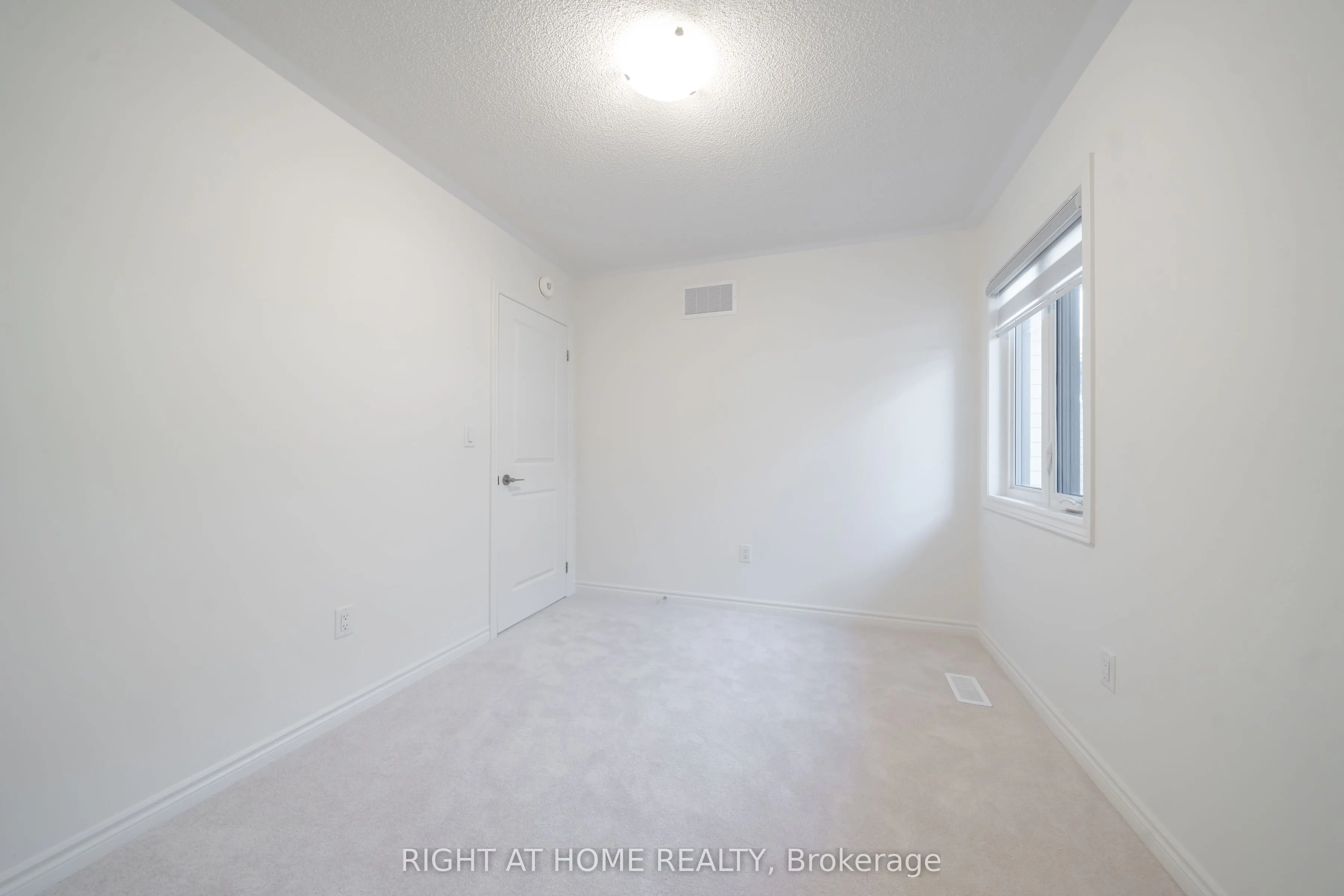 26 West Oak Trail