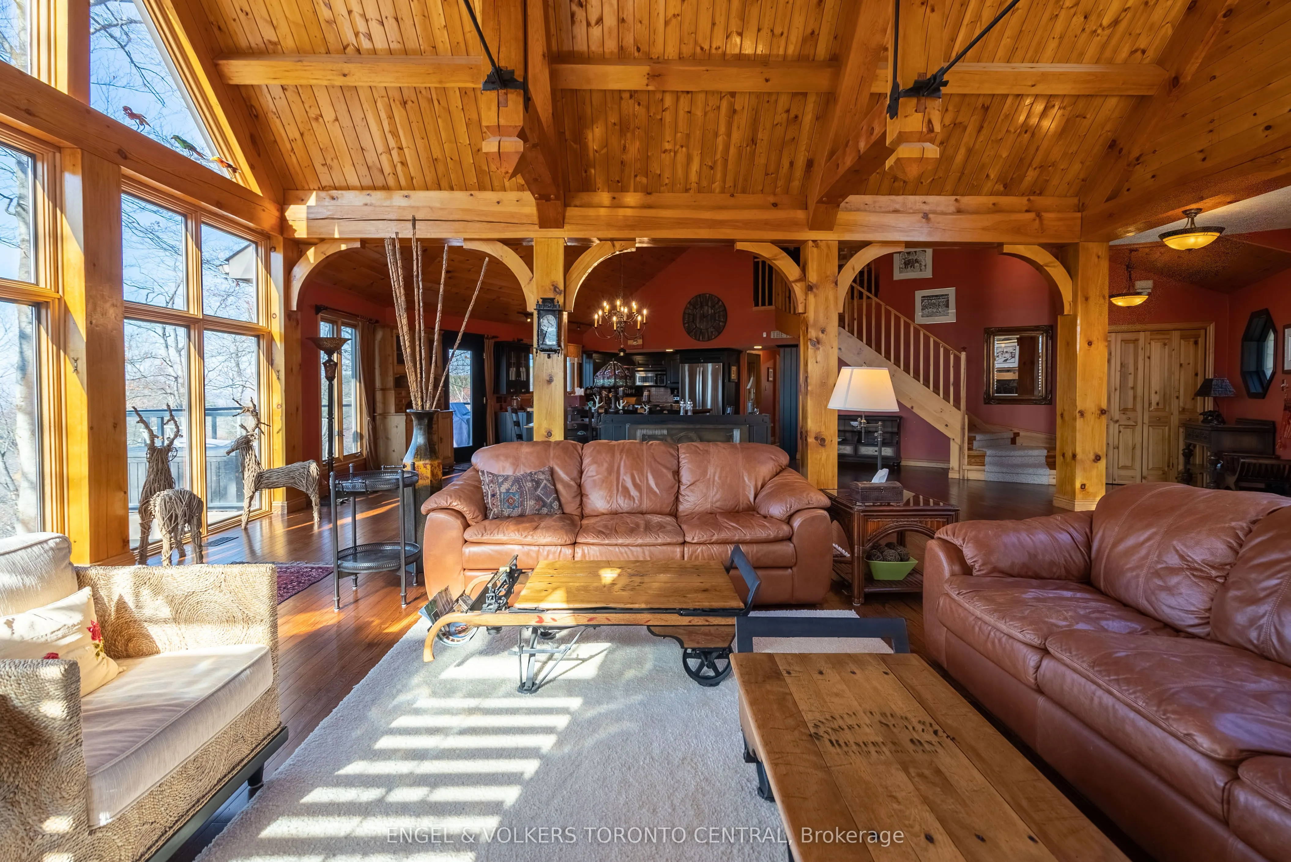 11 Valleycrest Drive