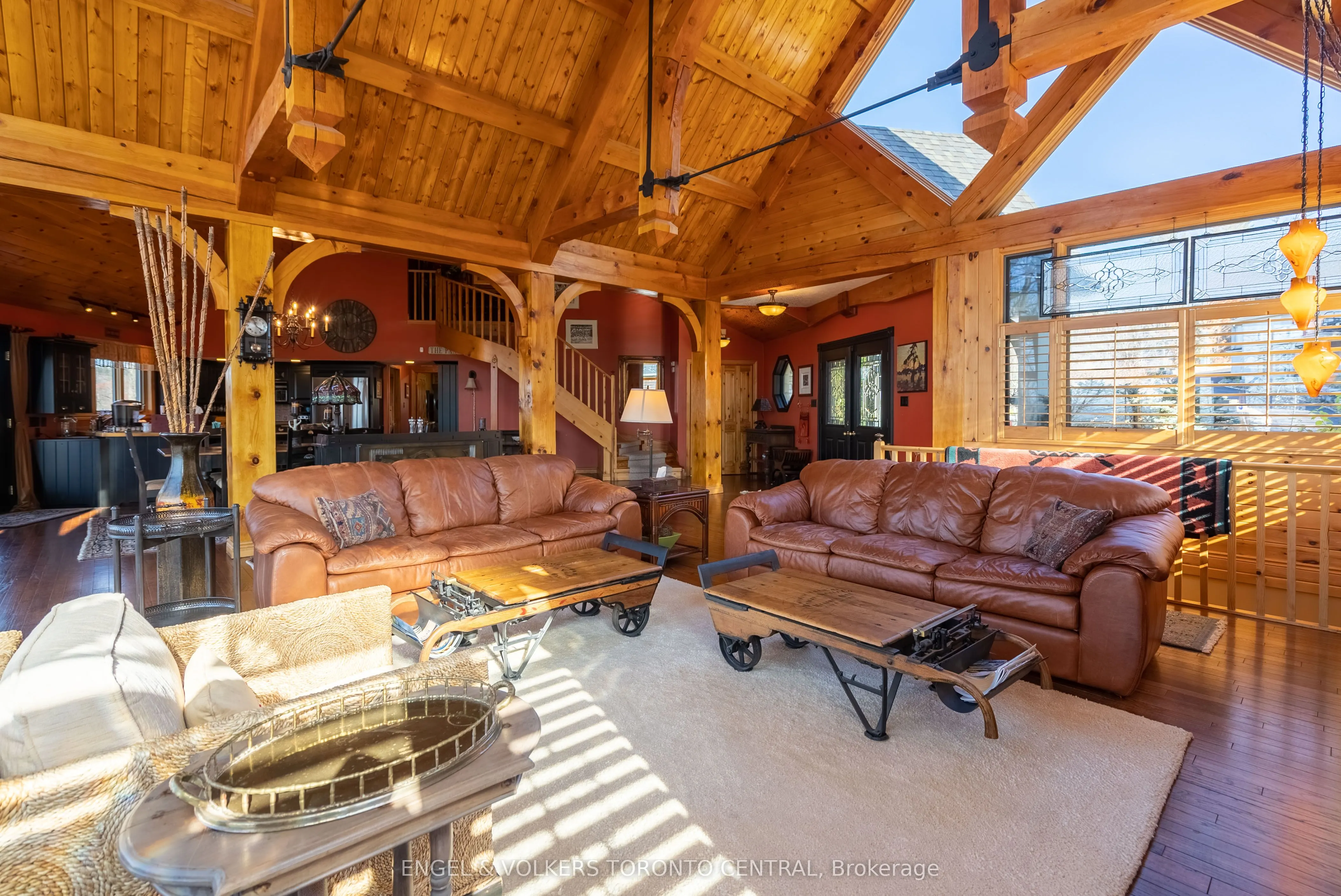 11 Valleycrest Drive