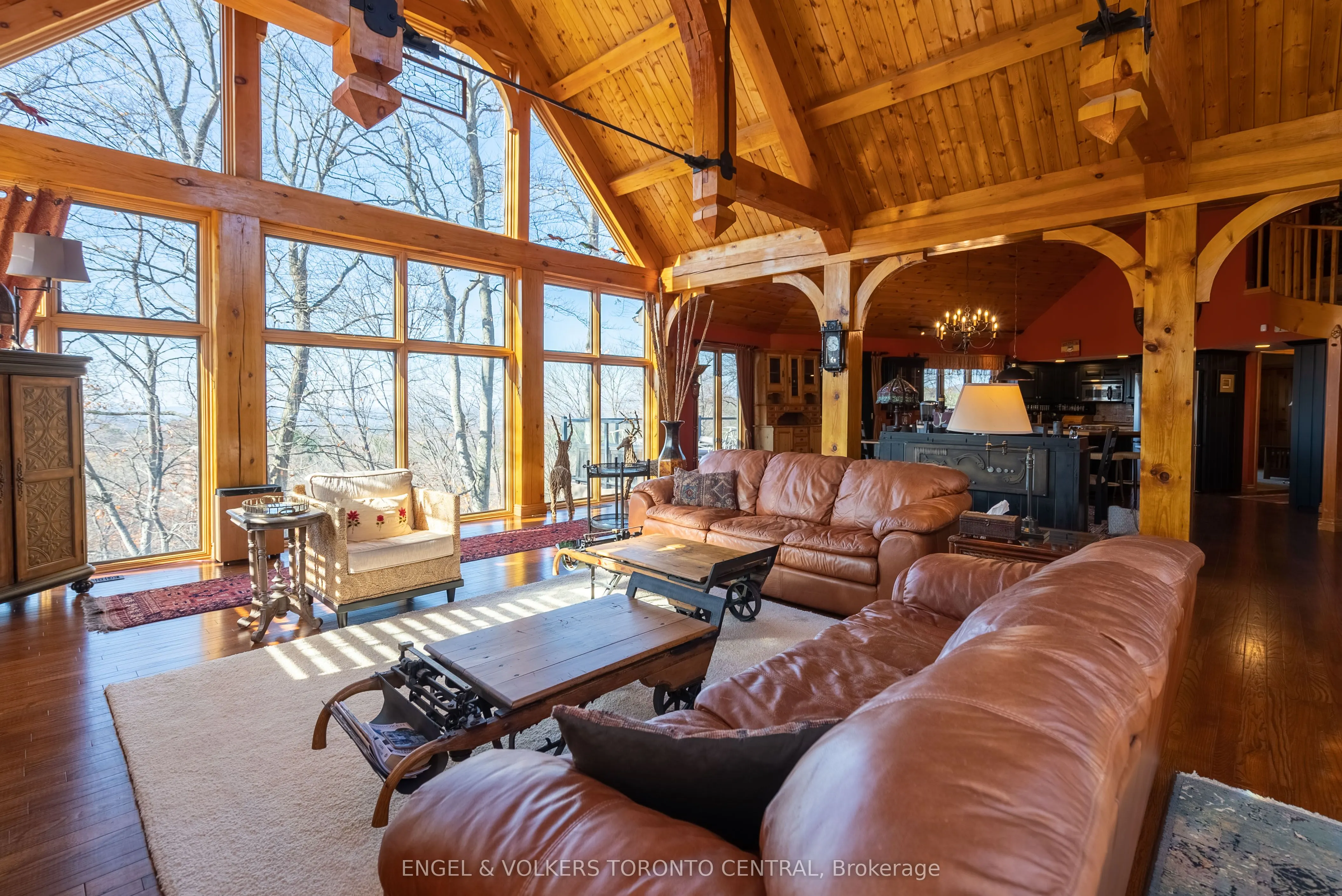 11 Valleycrest Drive