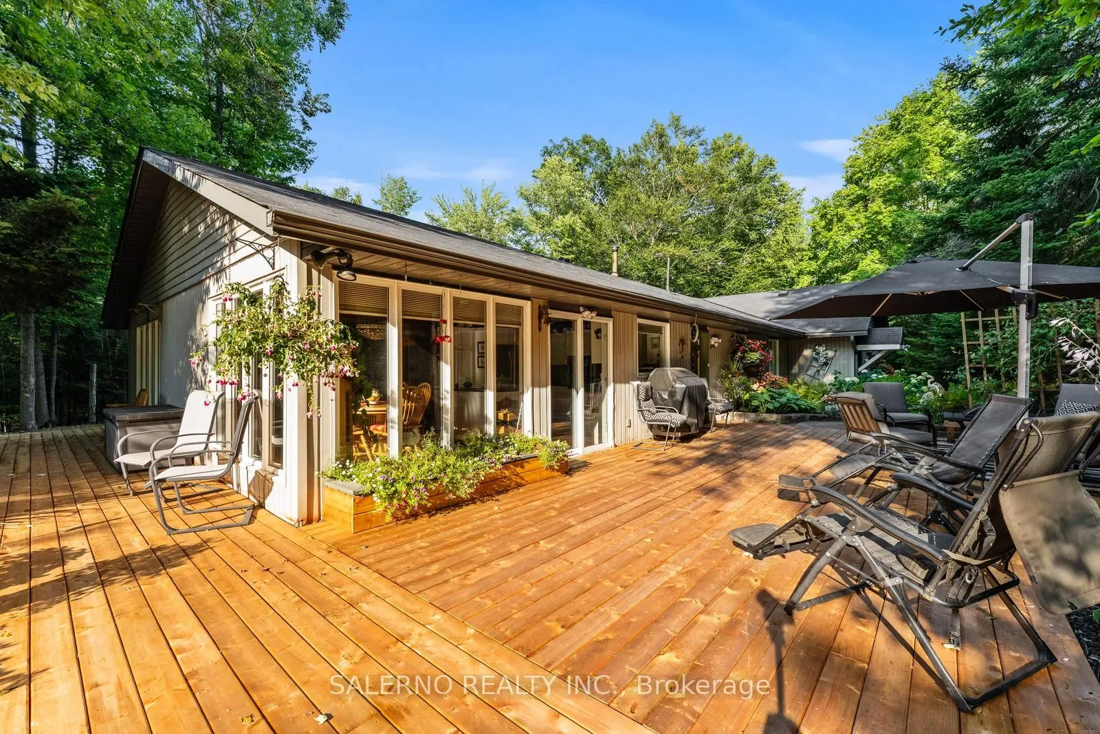 3992 Penetanguishene Road
