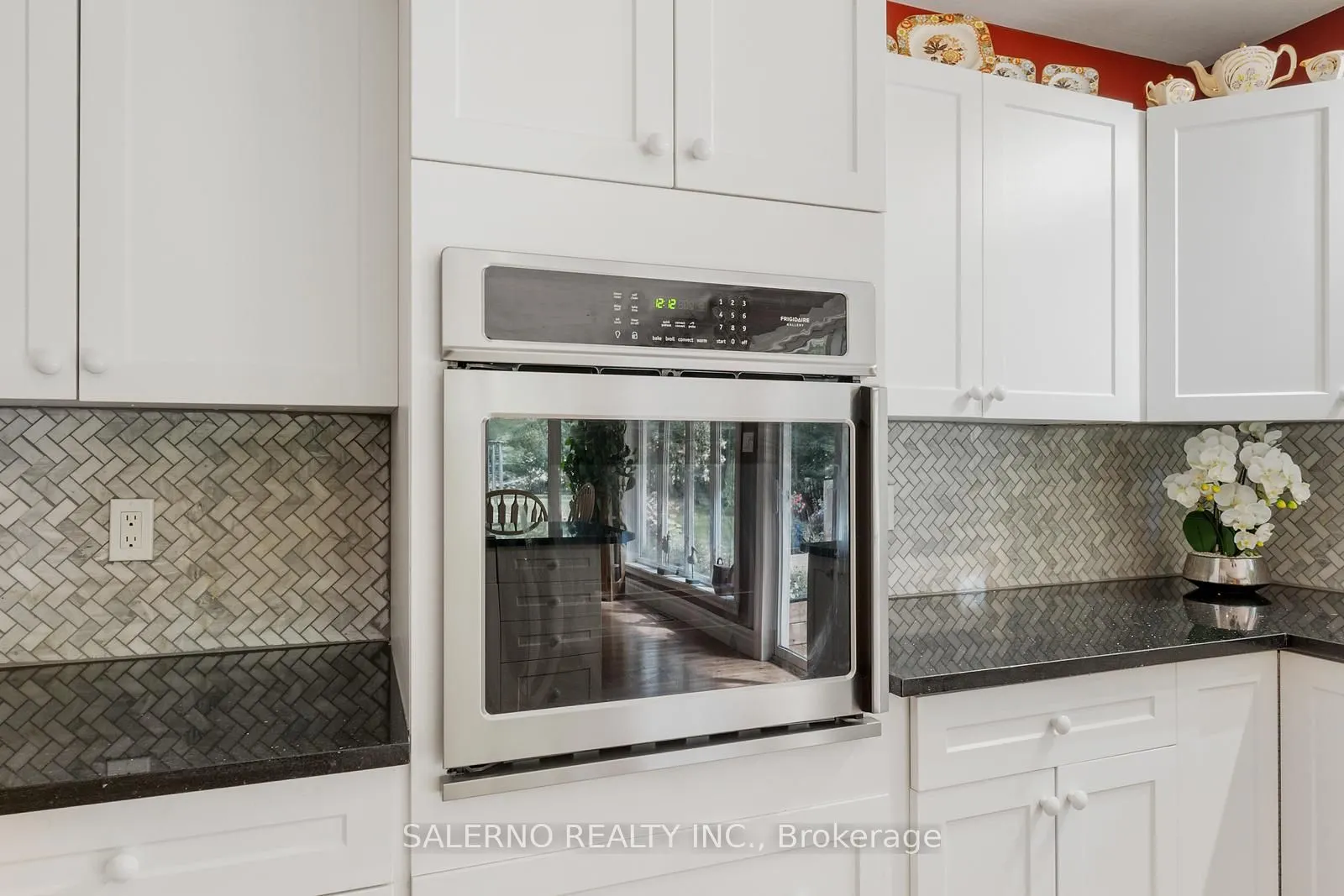 3992 Penetanguishene Road