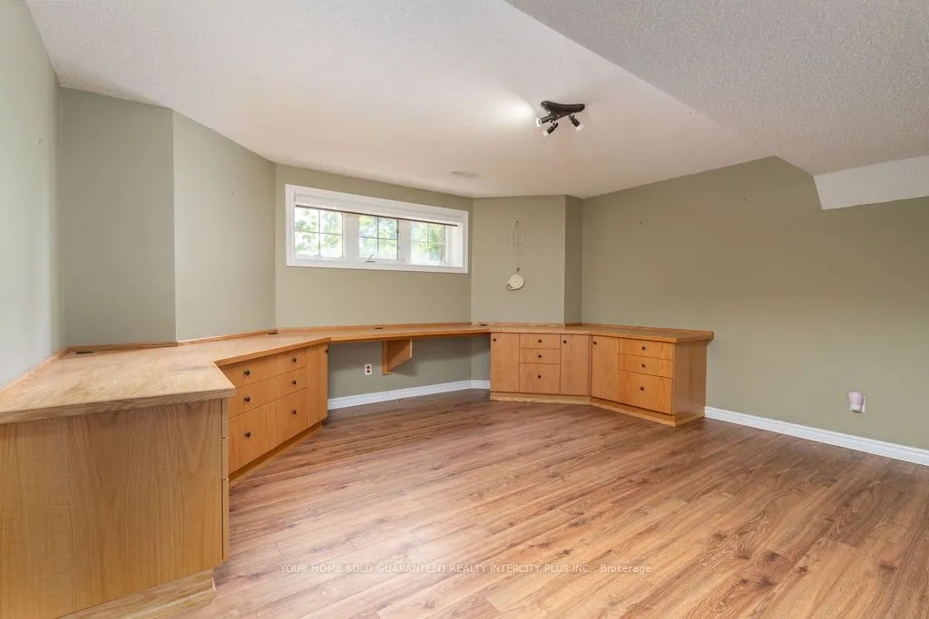 6 Basswood Drive