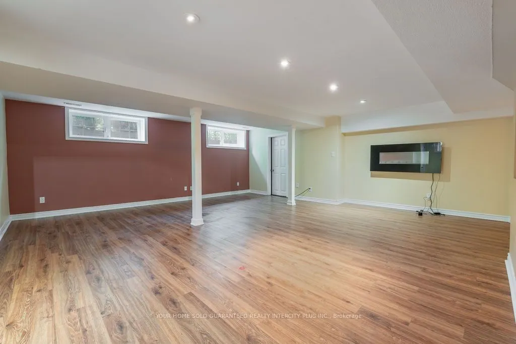 6 Basswood Drive
