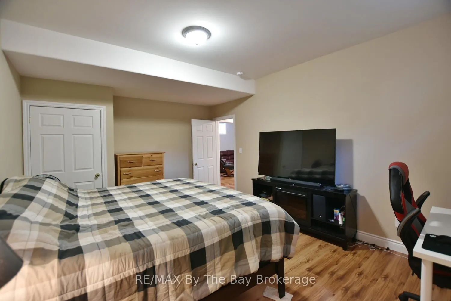 37 Wesley Avenue