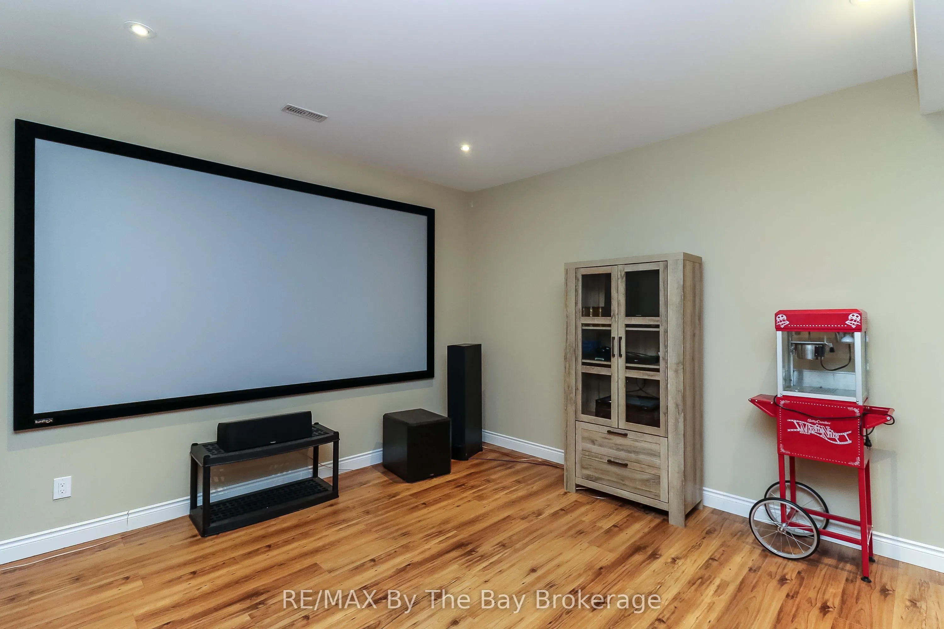 37 Wesley Avenue