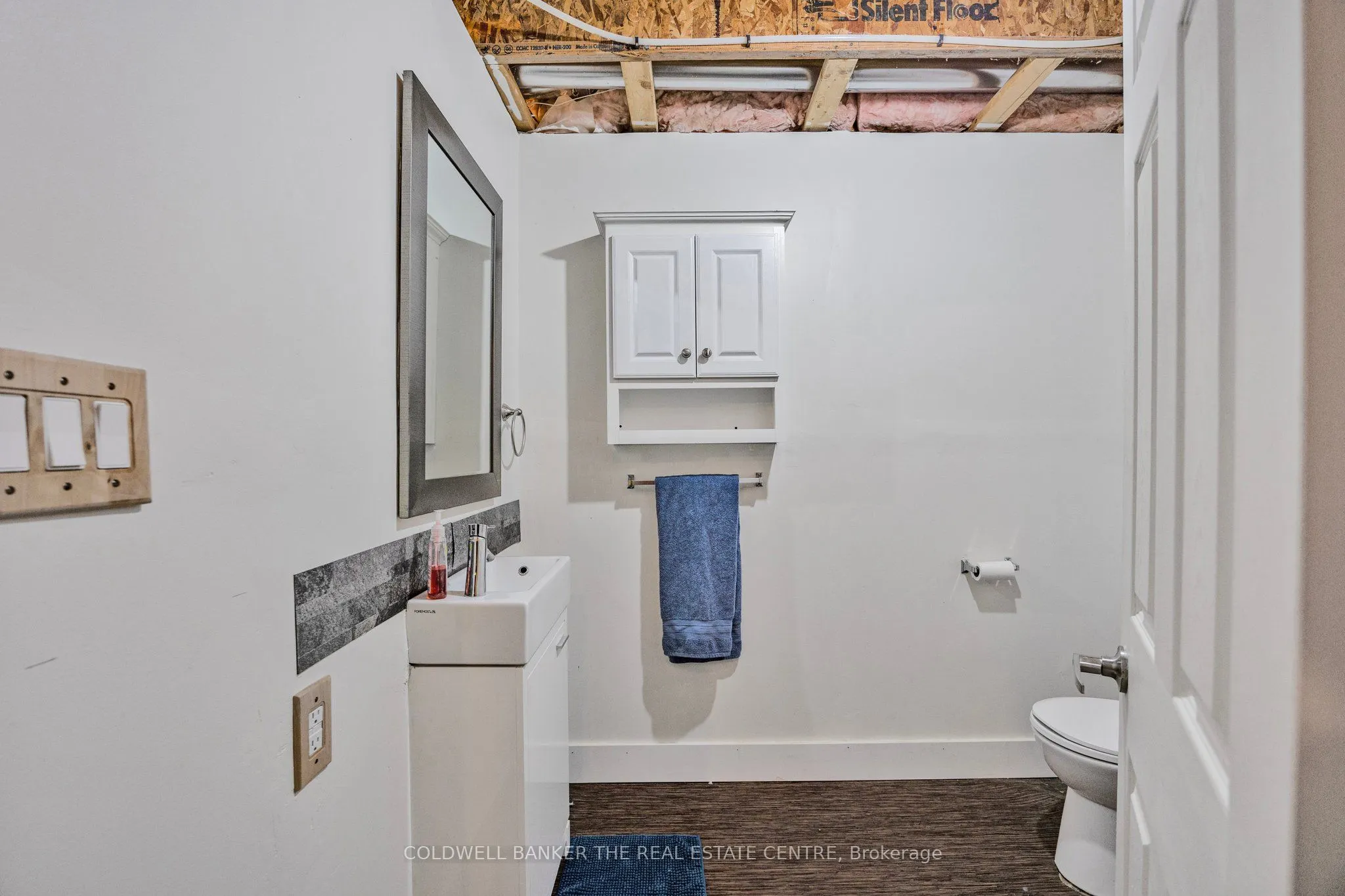 234 CUNDLES Road E, #10