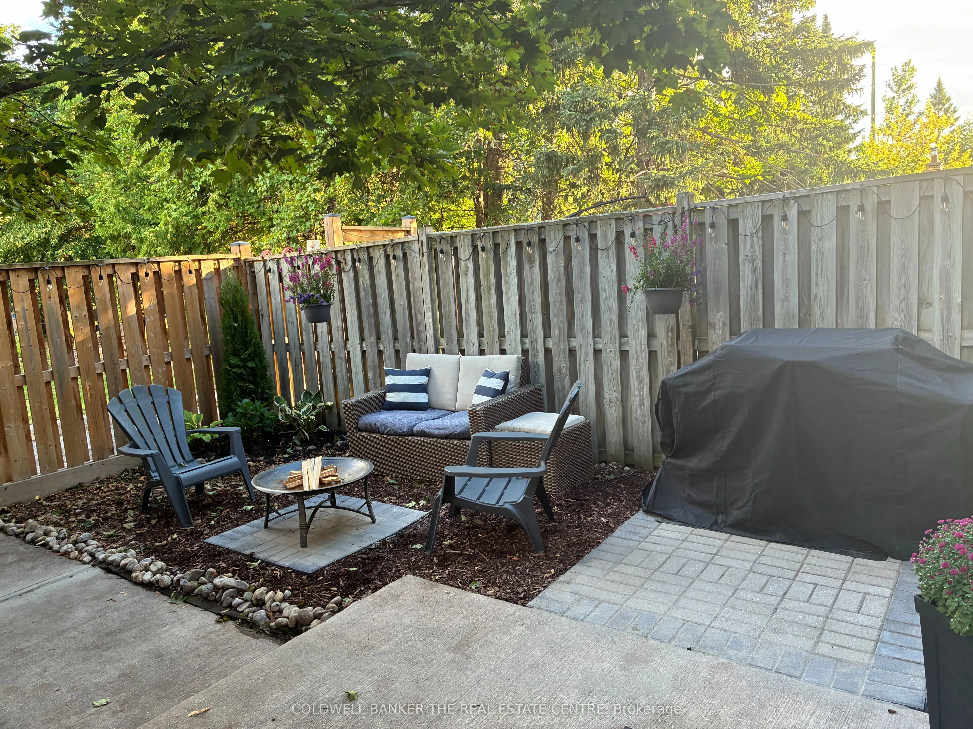 234 CUNDLES Road E, #10