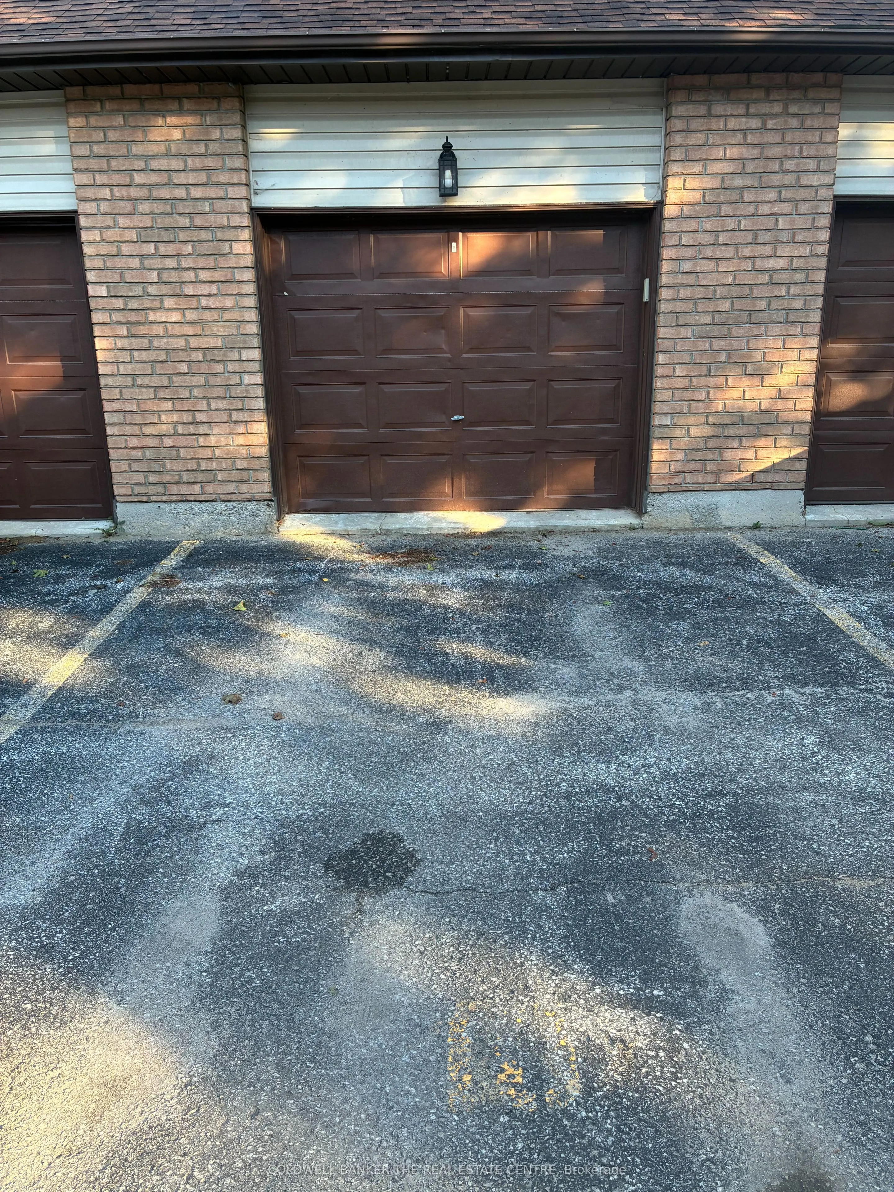 234 CUNDLES Road E, #10