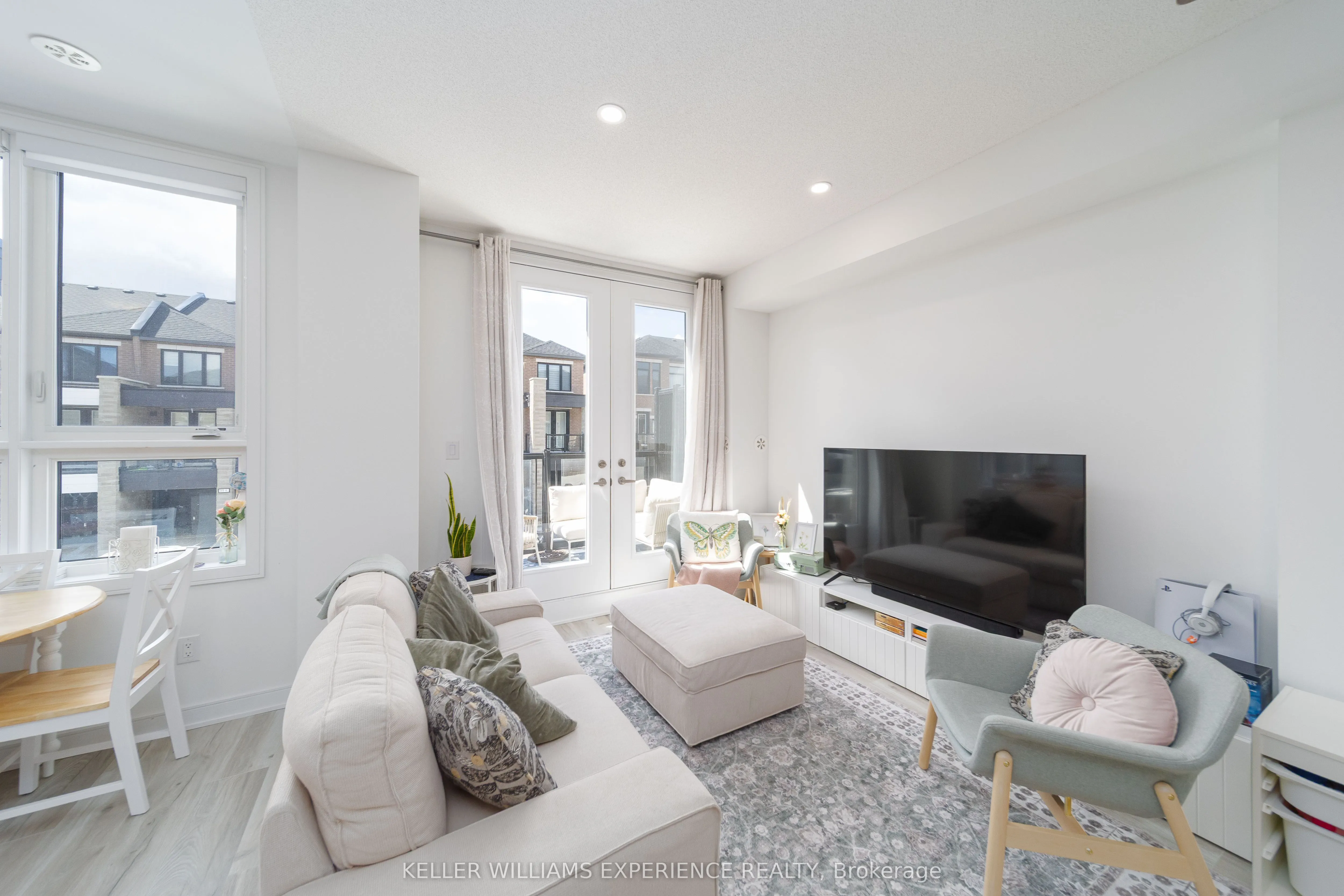 22 Red Maple Lane