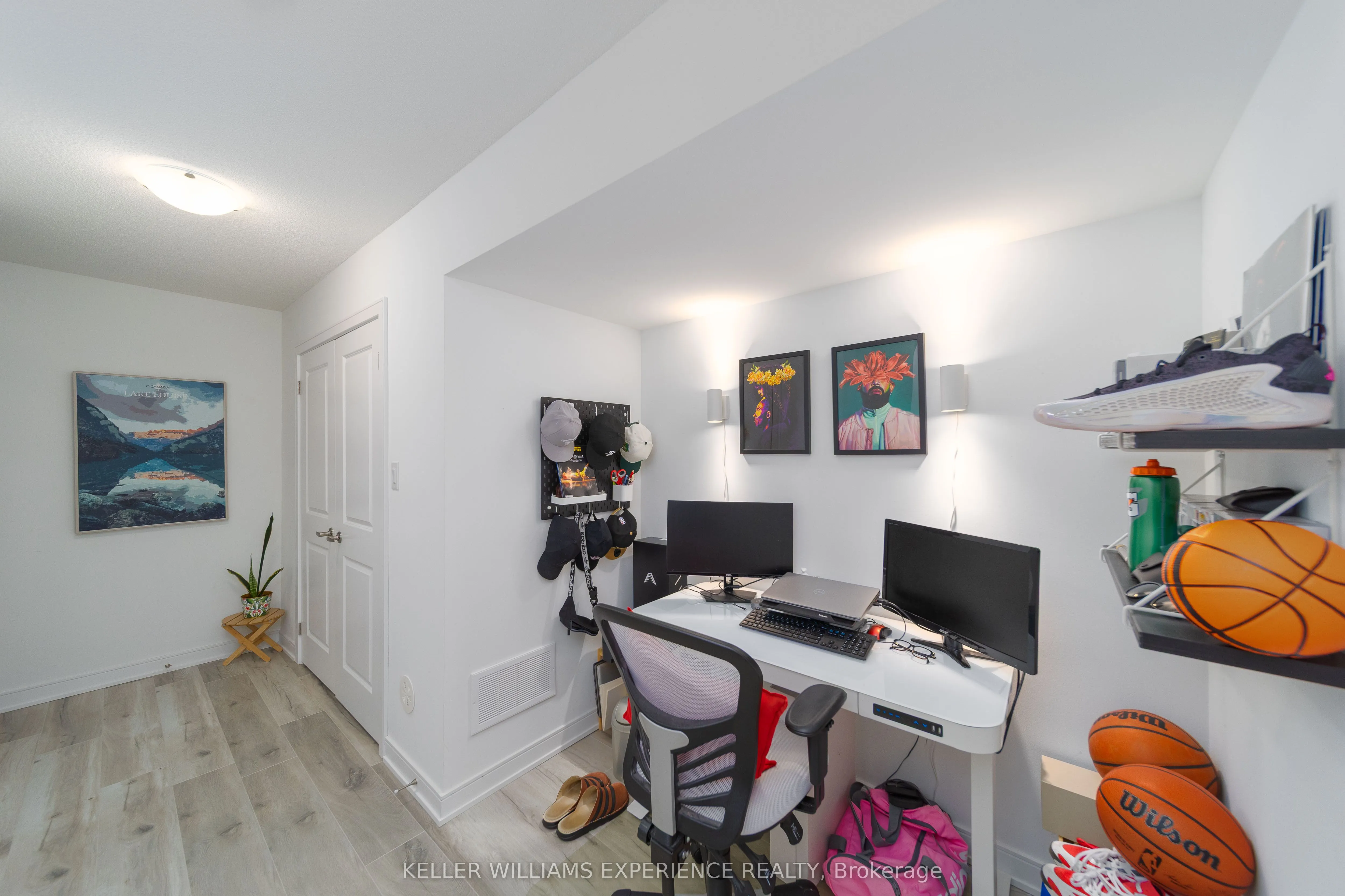 22 Red Maple Lane
