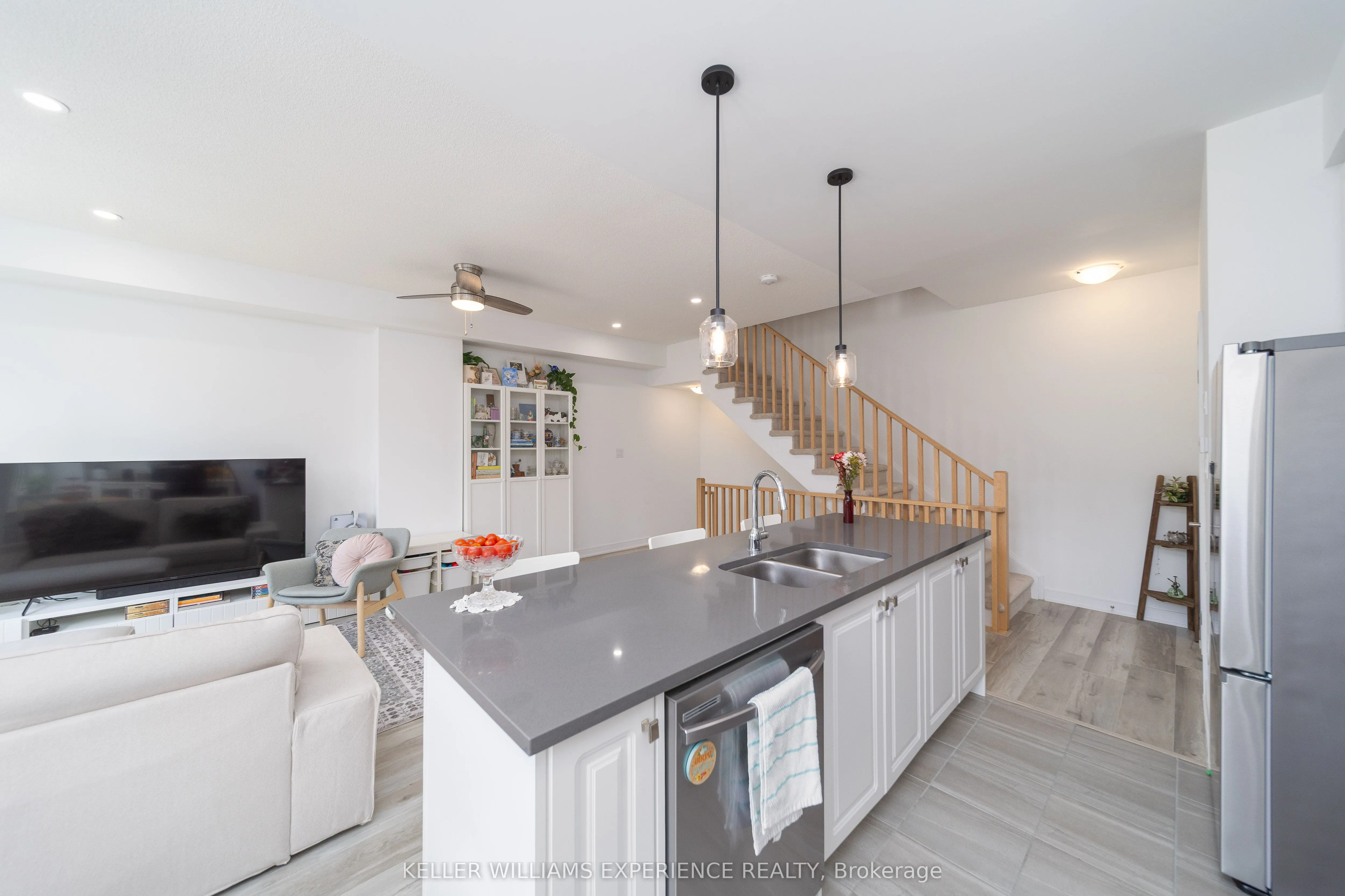 22 Red Maple Lane