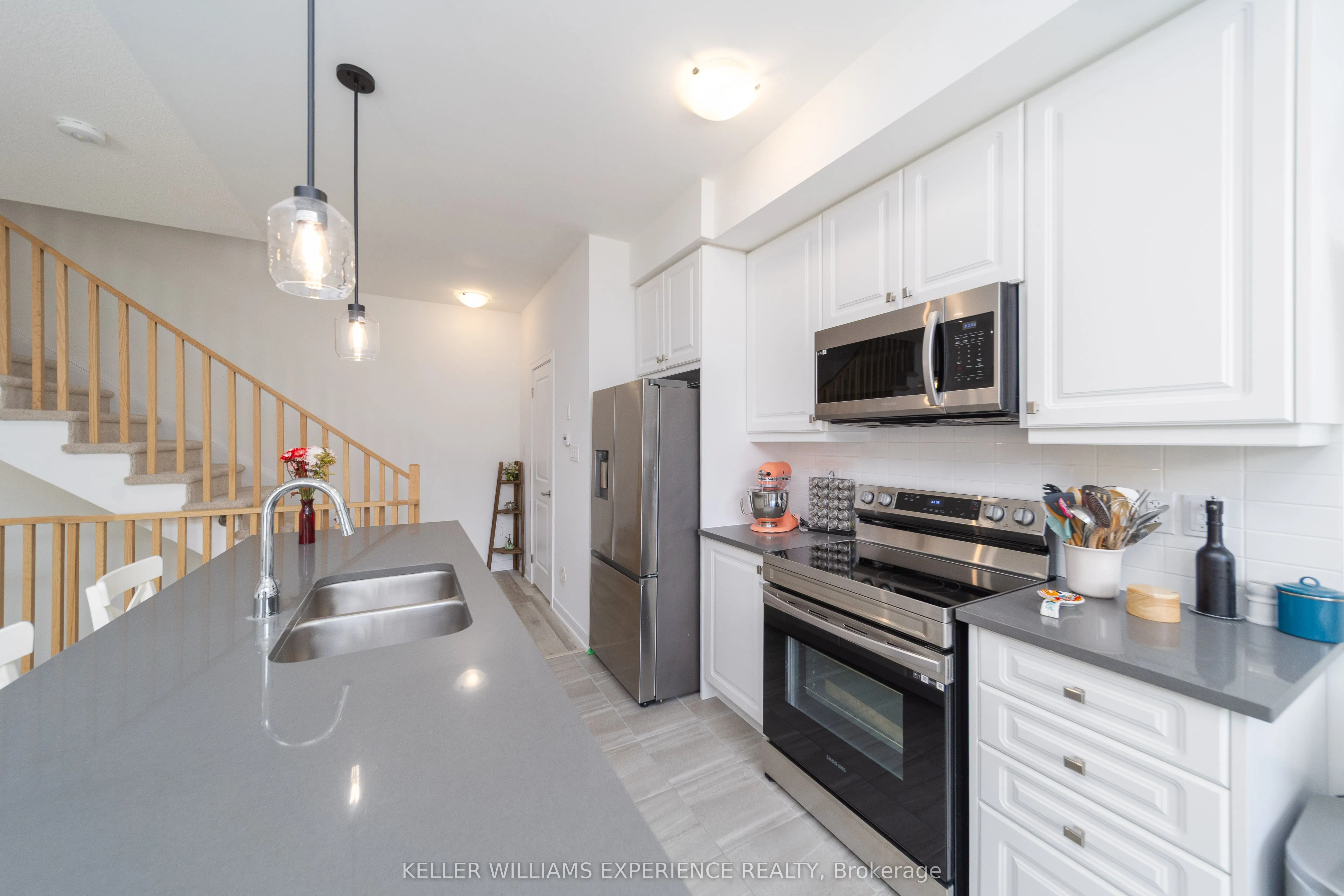22 Red Maple Lane