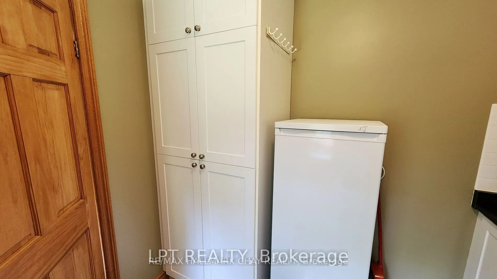 4372 Conners Bay Lane