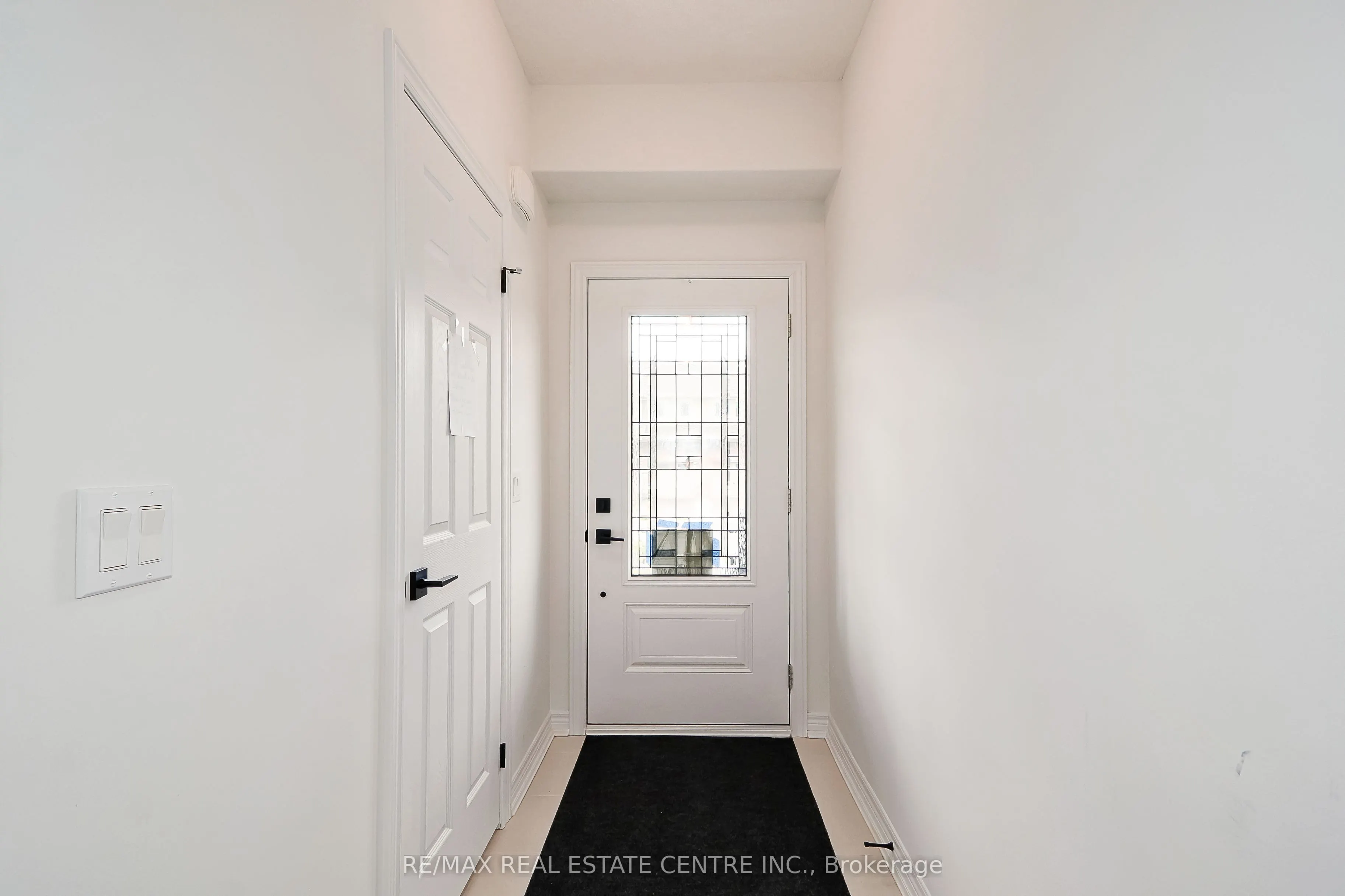 15 Shipley Avenue W