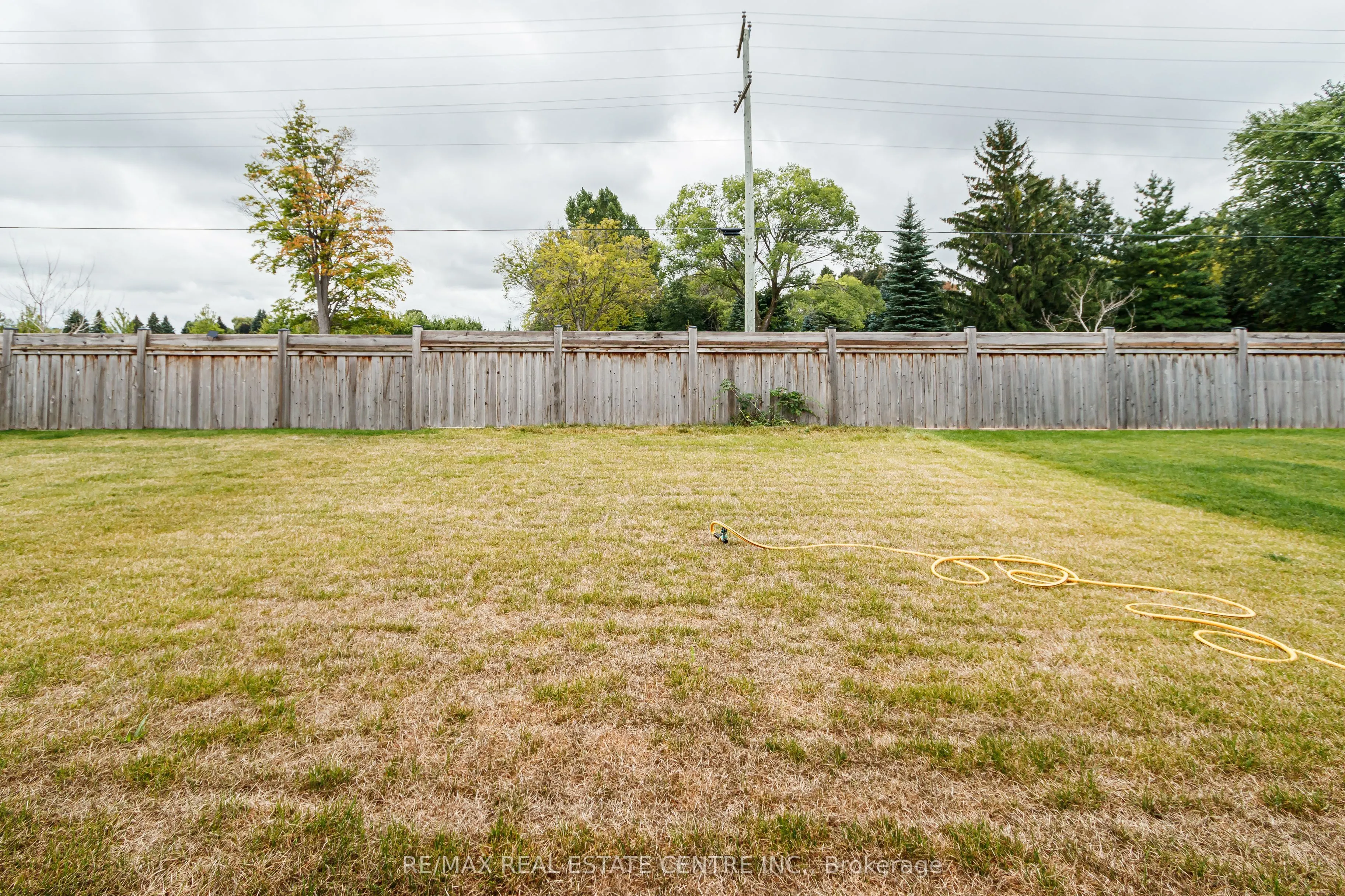 15 Shipley Avenue W