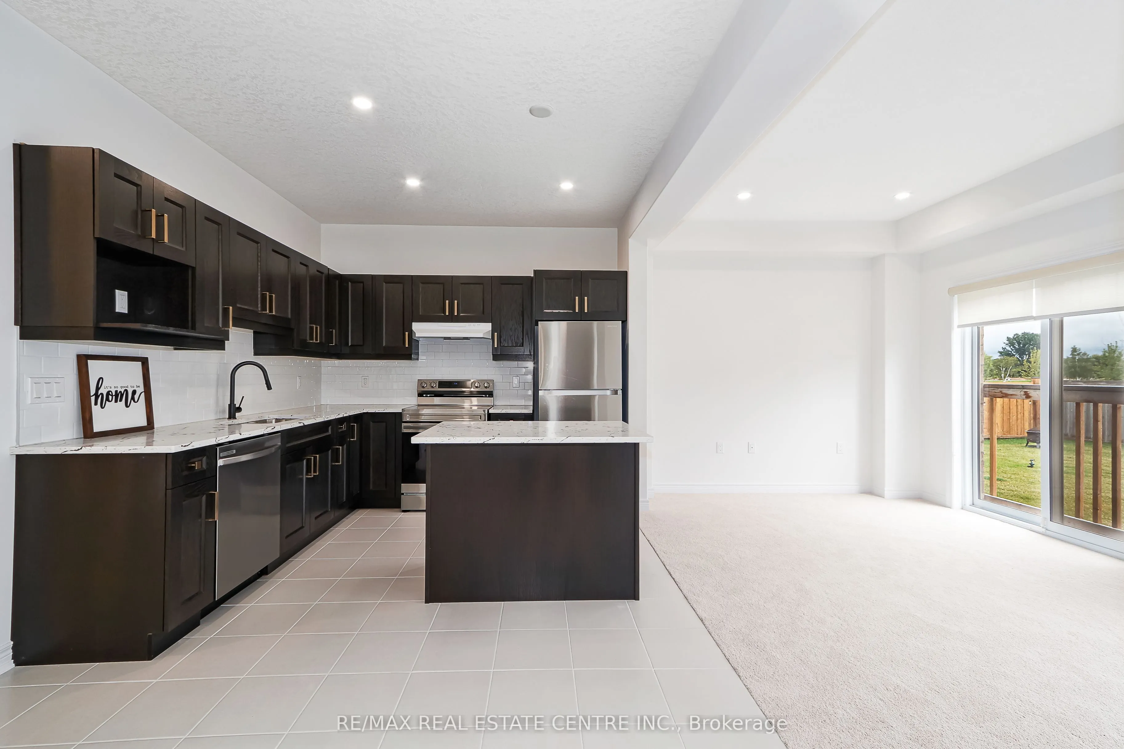 15 Shipley Avenue W
