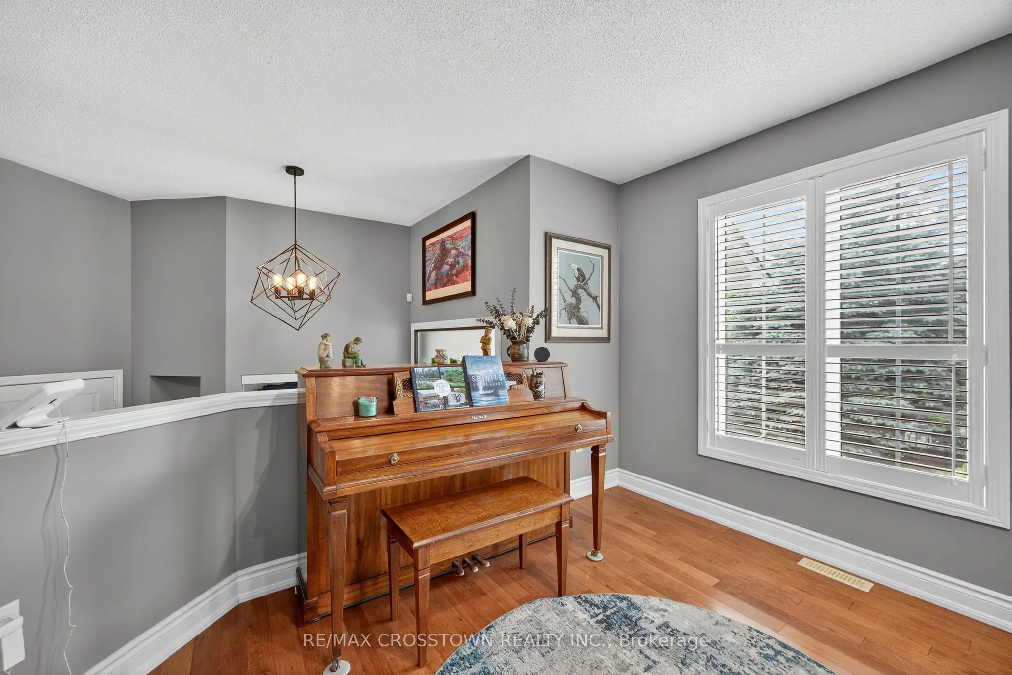 11 Northwood Drive