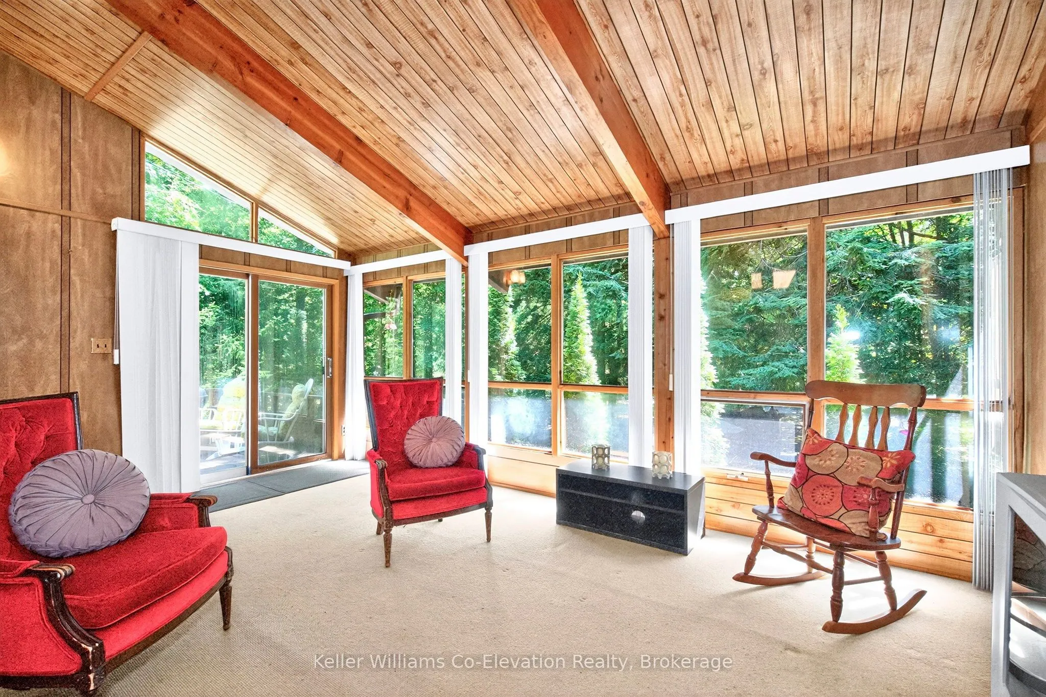 35 Crooked Creek Crescent