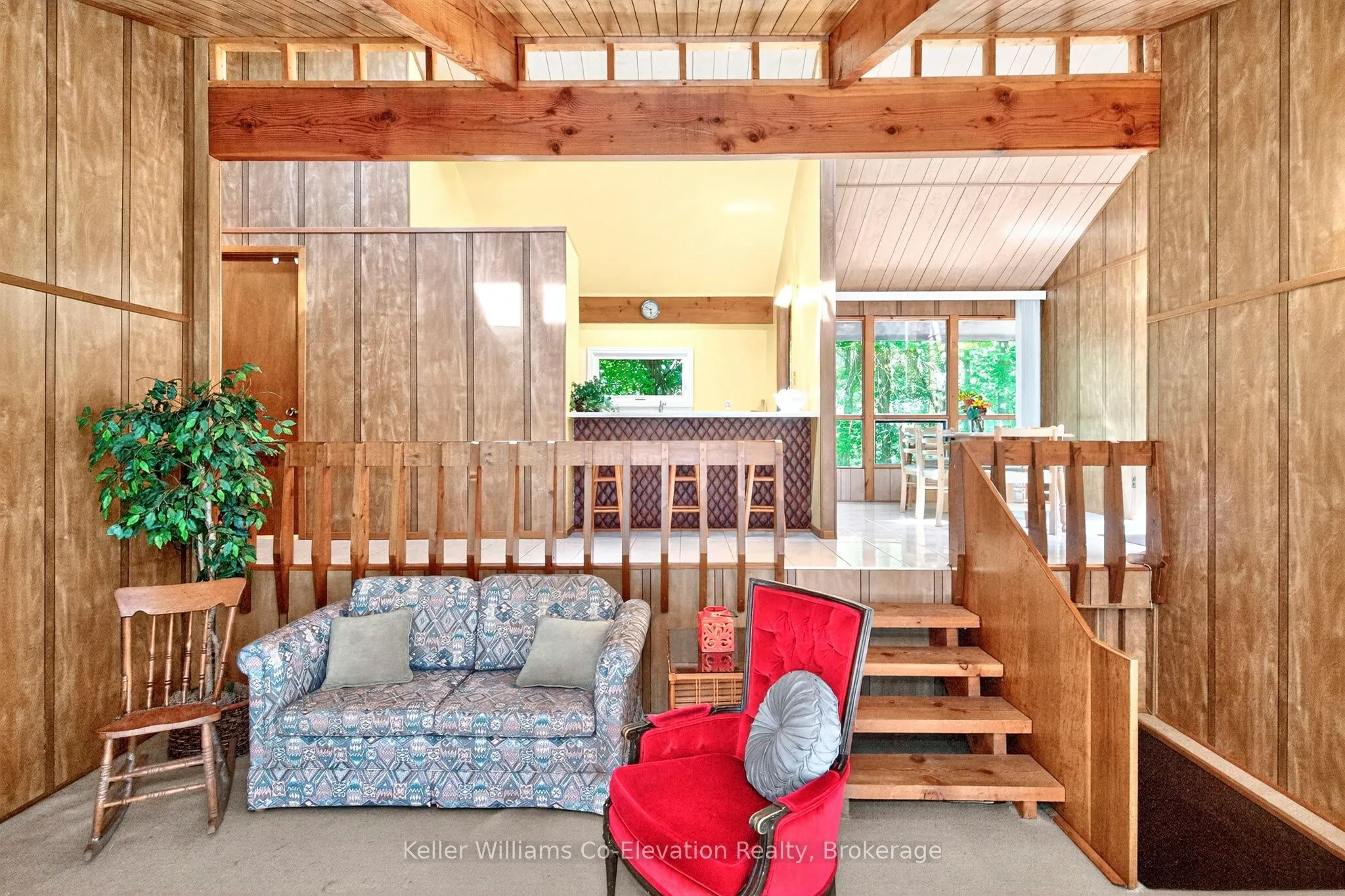 35 Crooked Creek Crescent
