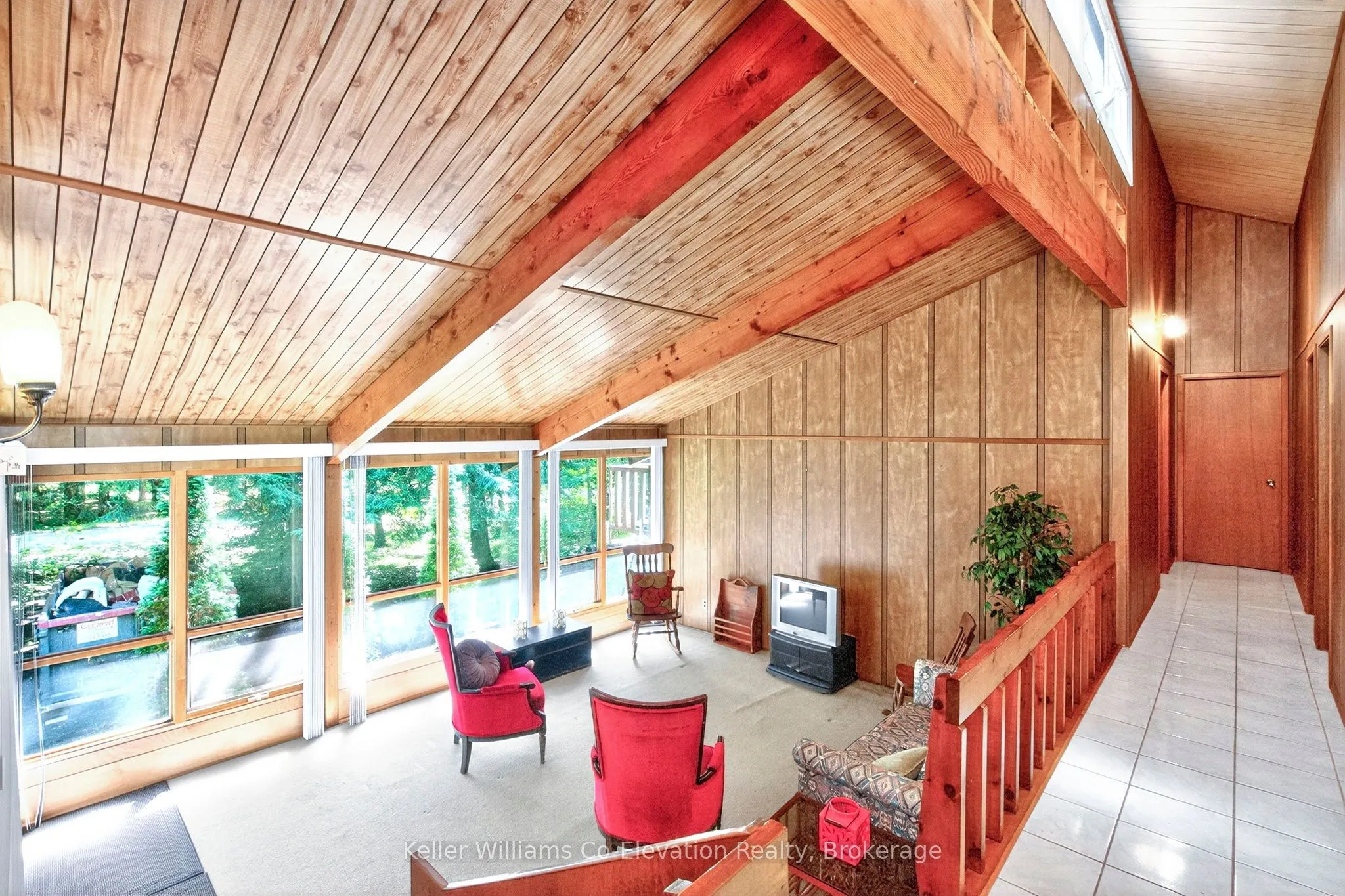 35 Crooked Creek Crescent