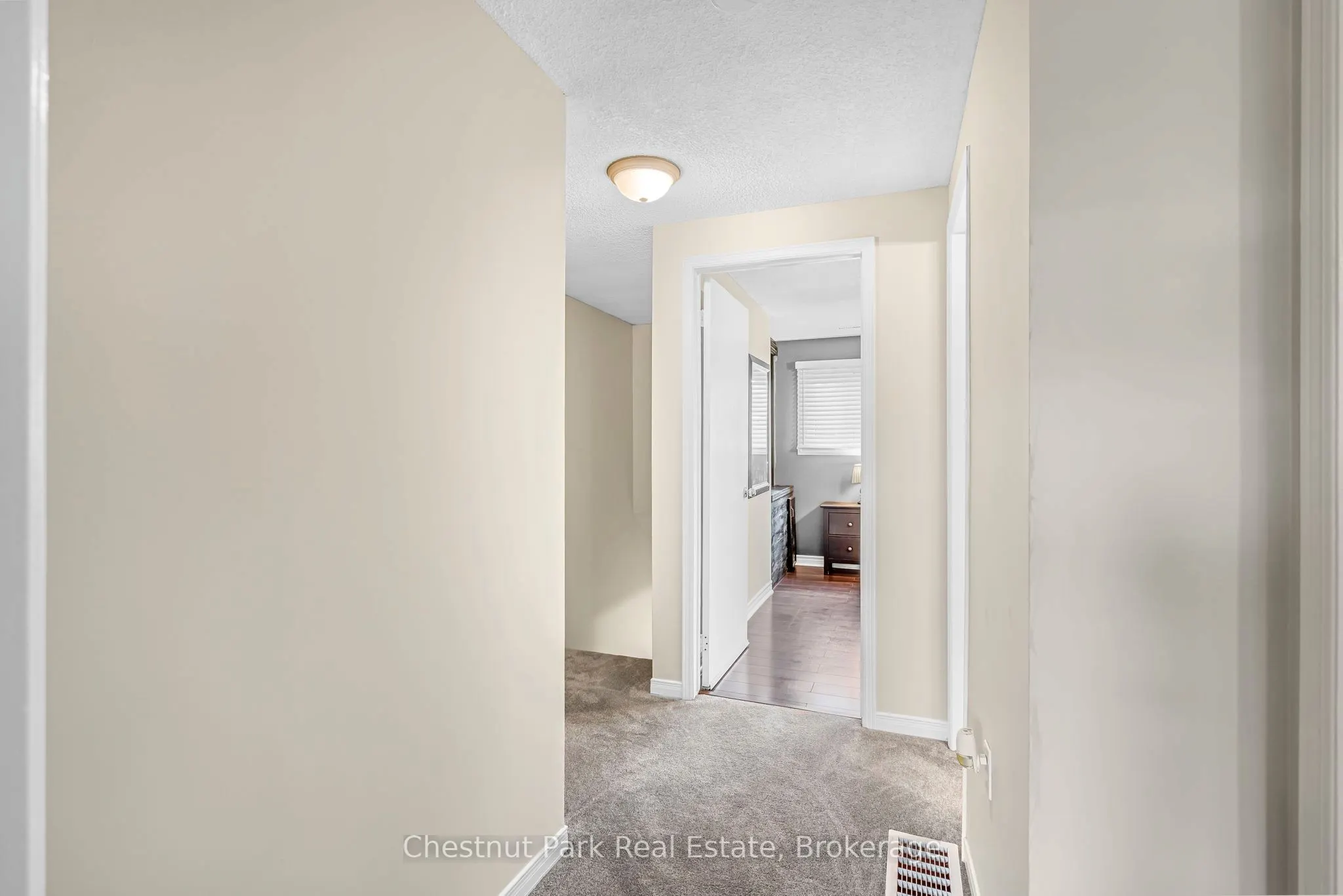 204 Hickling Trail