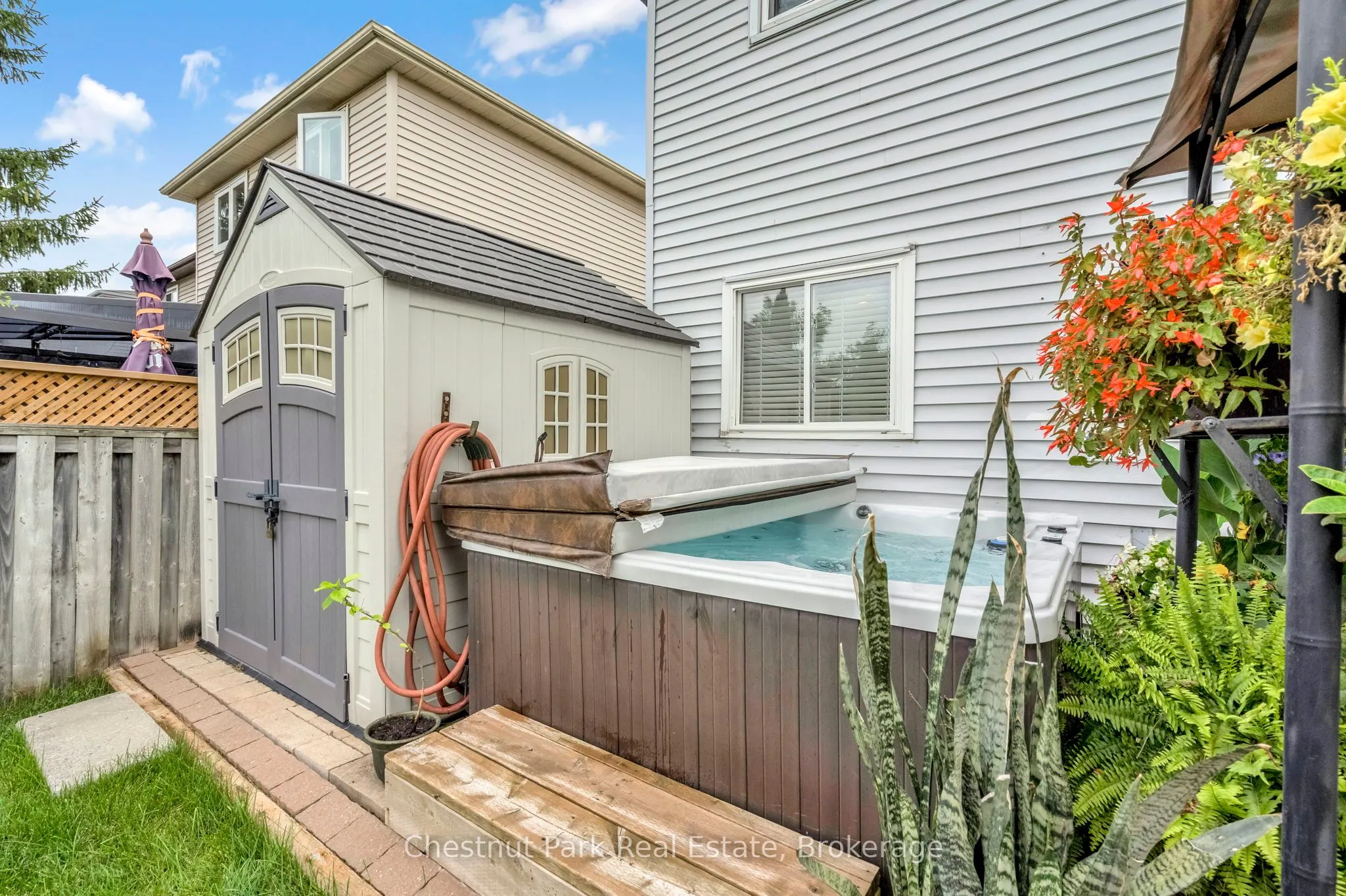 204 Hickling Trail
