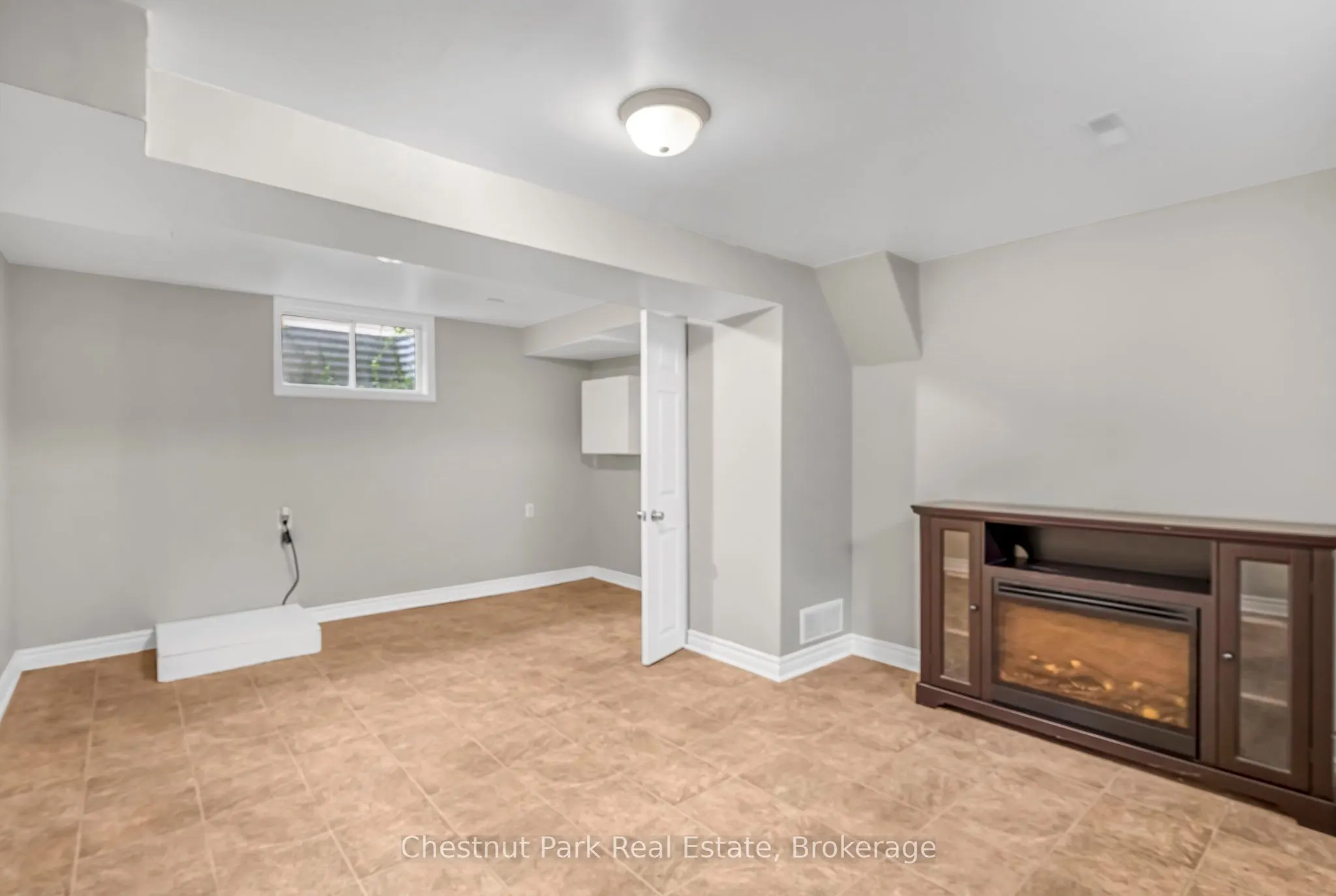 204 Hickling Trail