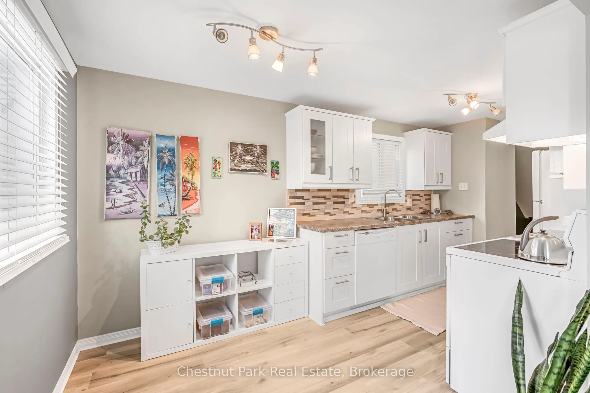 204 Hickling Trail