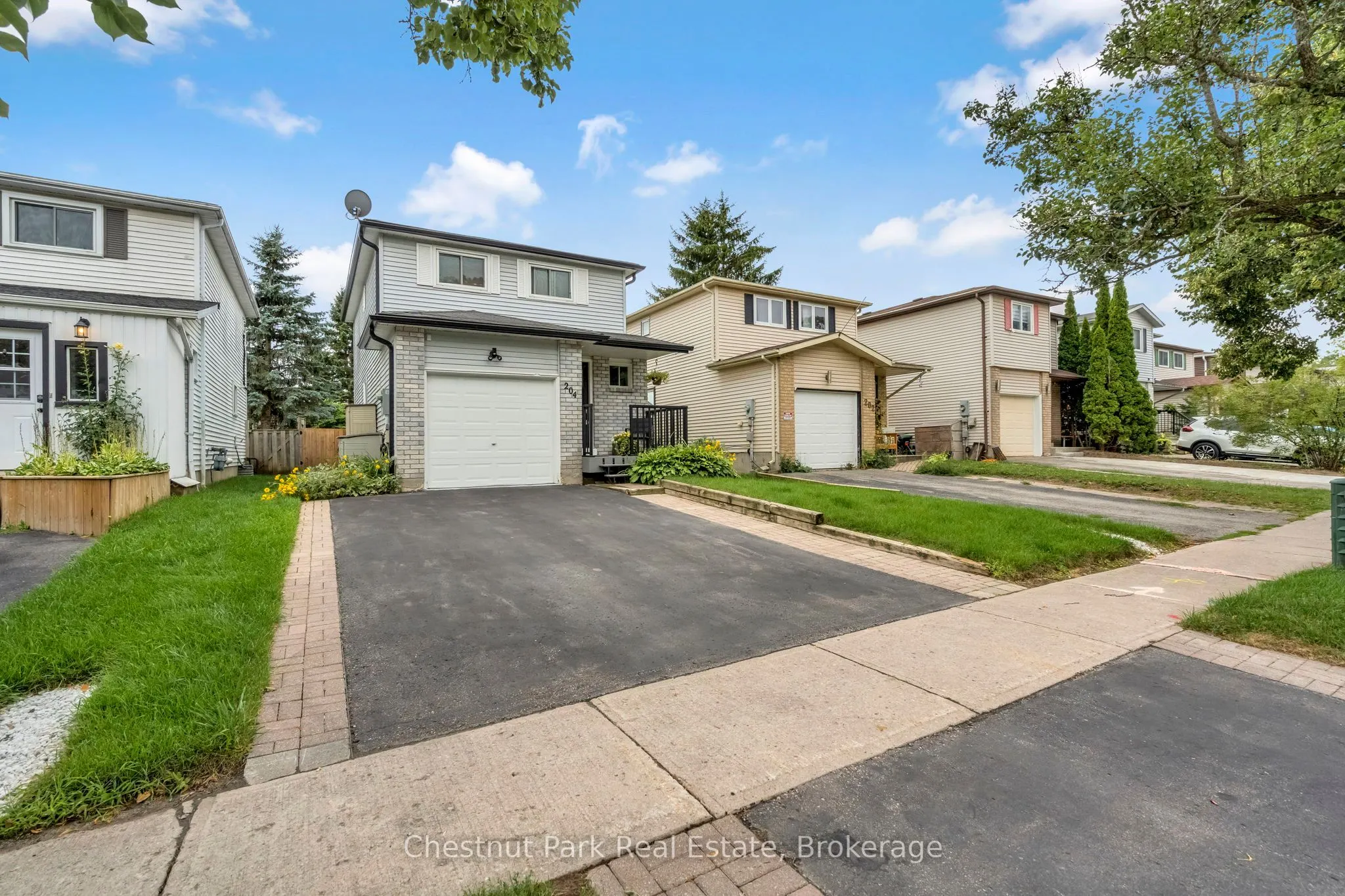 204 Hickling Trail