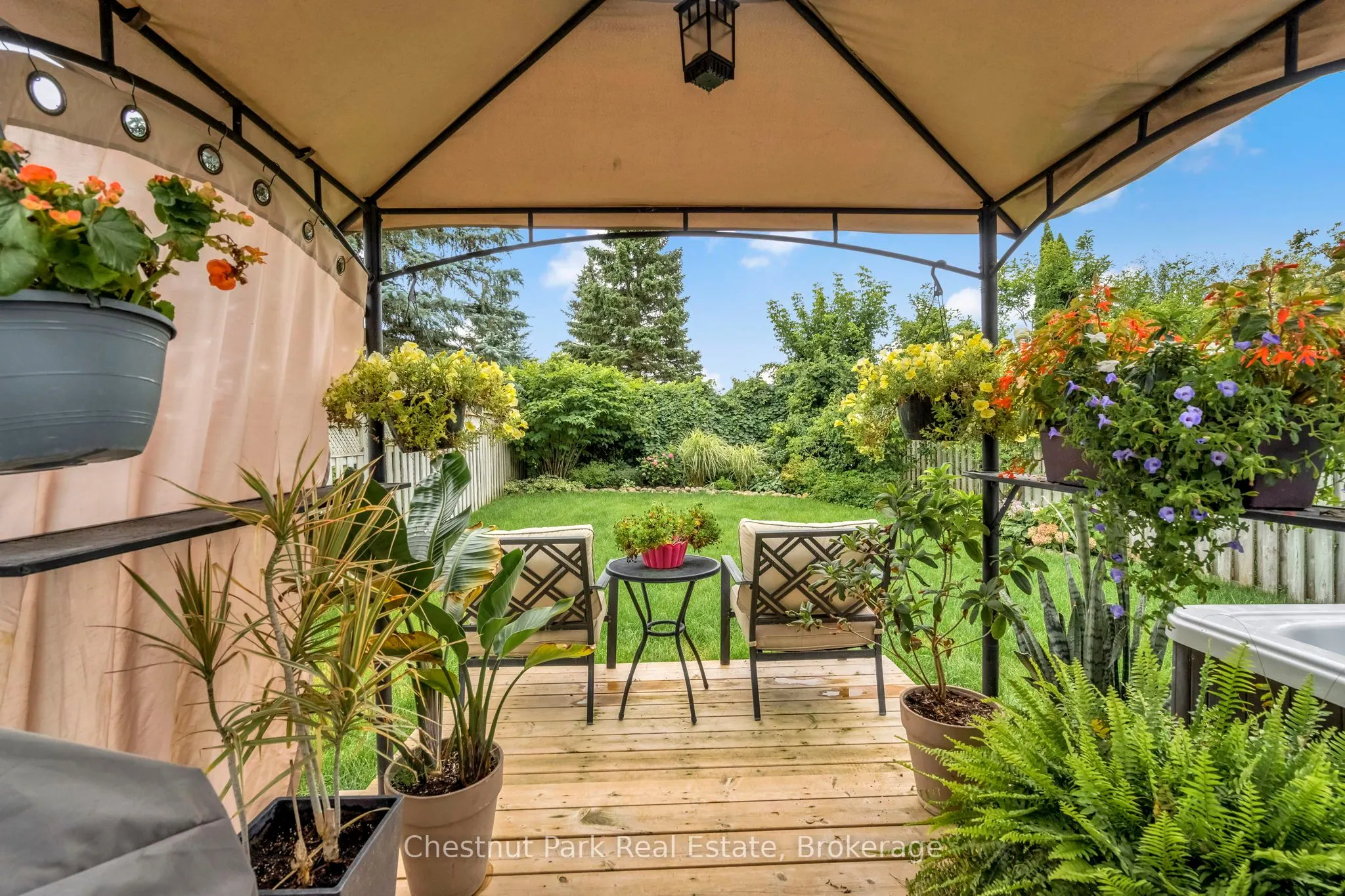 204 Hickling Trail