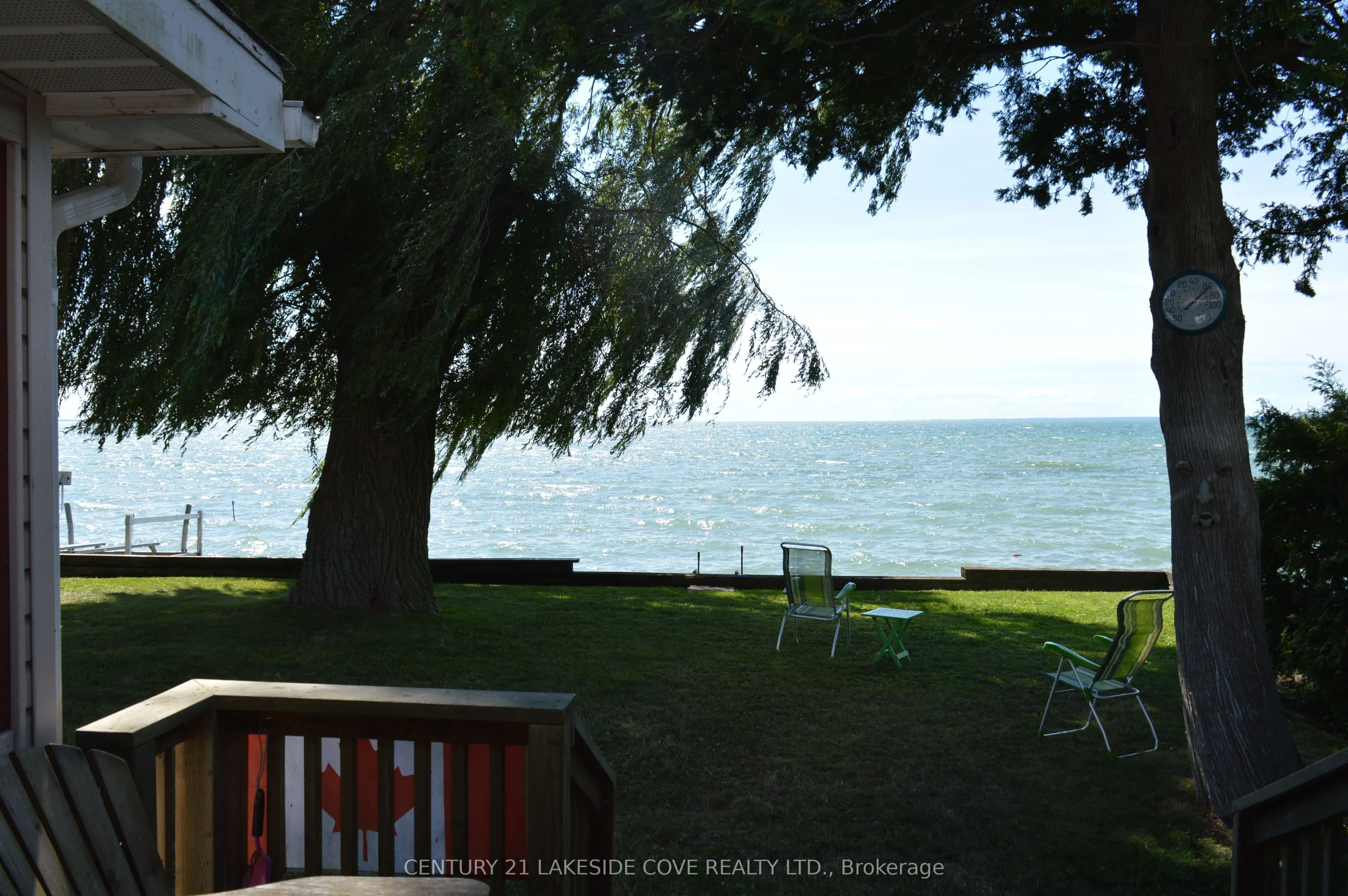 2592 Lakeshore Drive