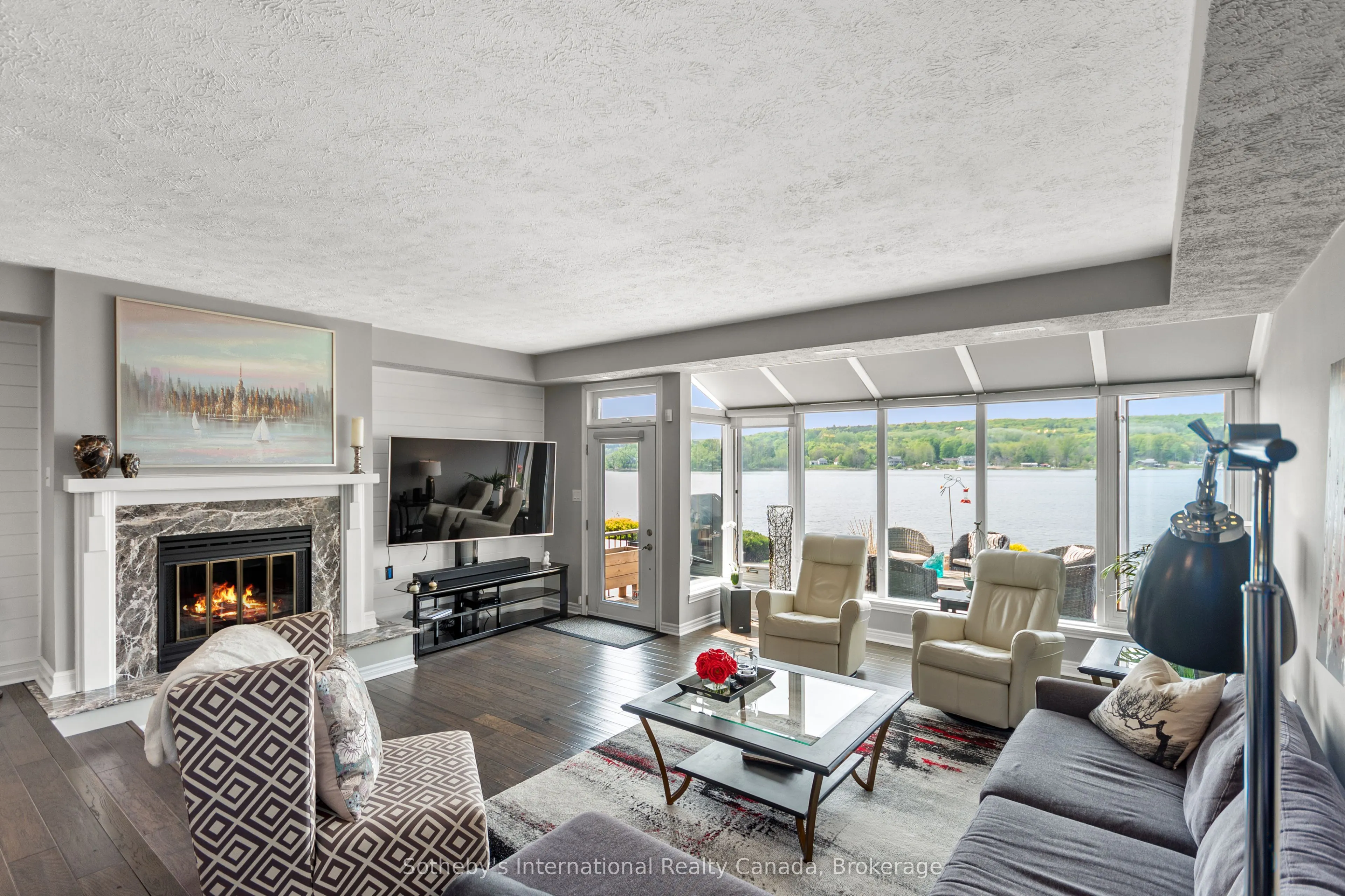 8 Beck Boulevard, #10