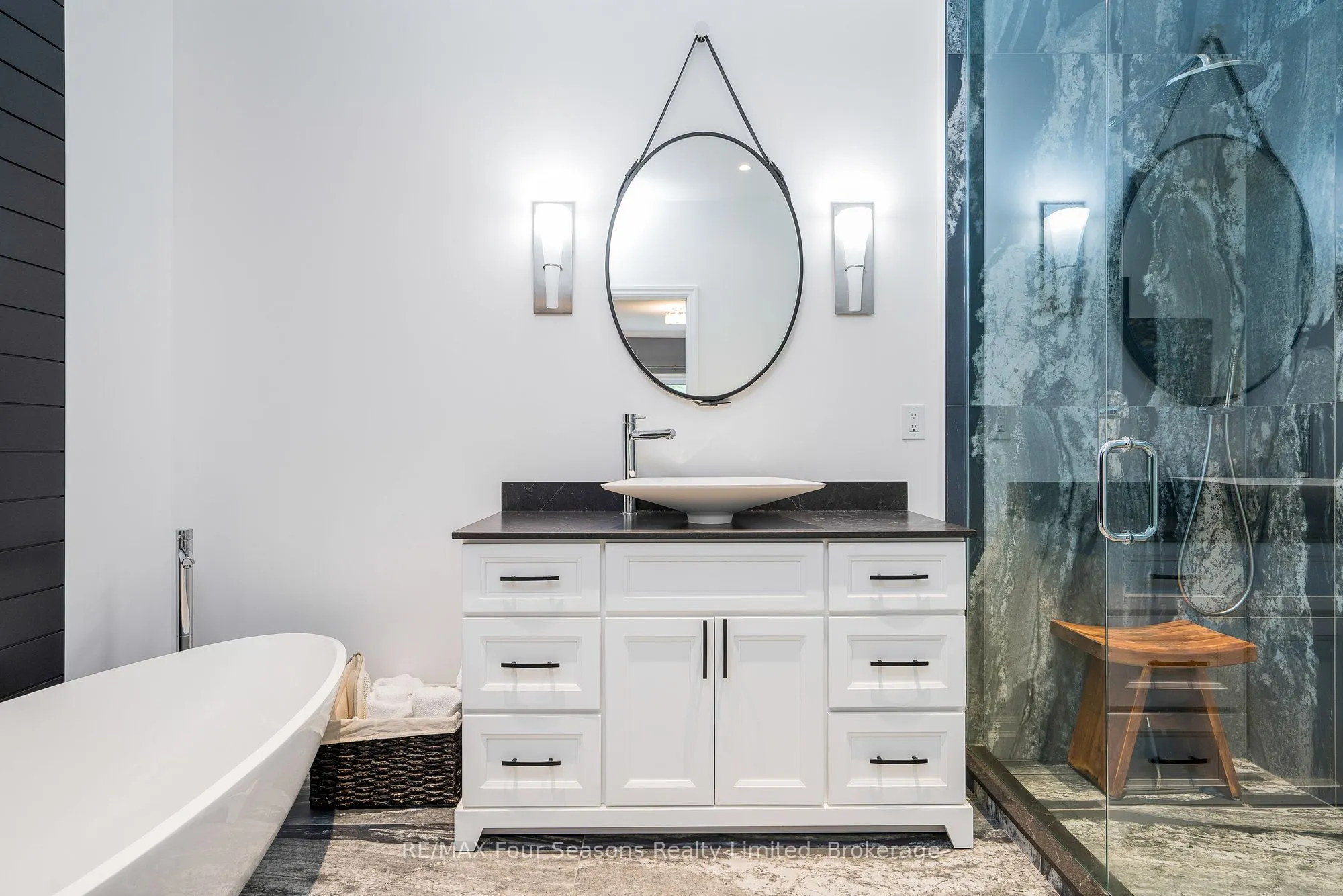 13 Westmount Mews, #43
