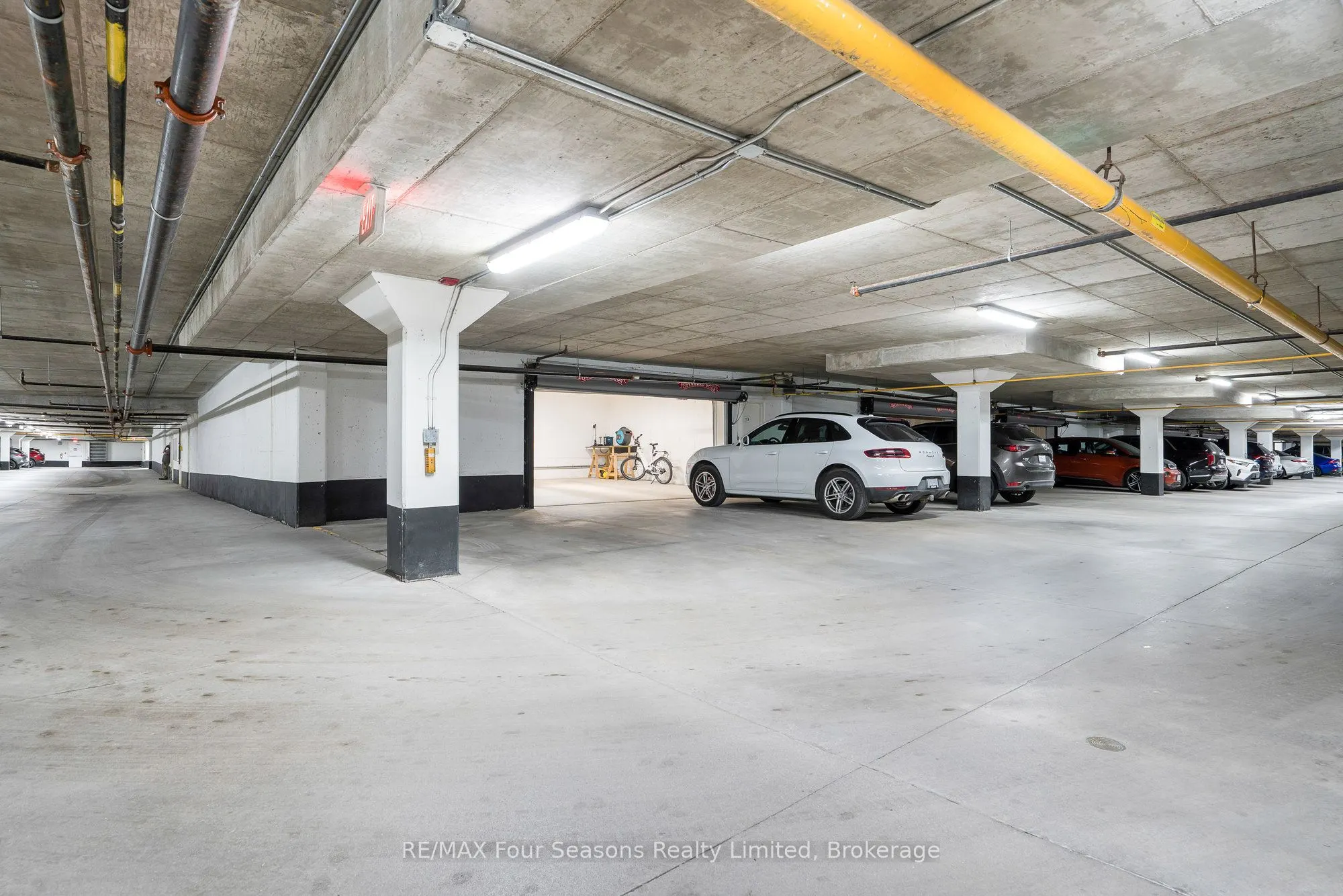 13 Westmount Mews, #43