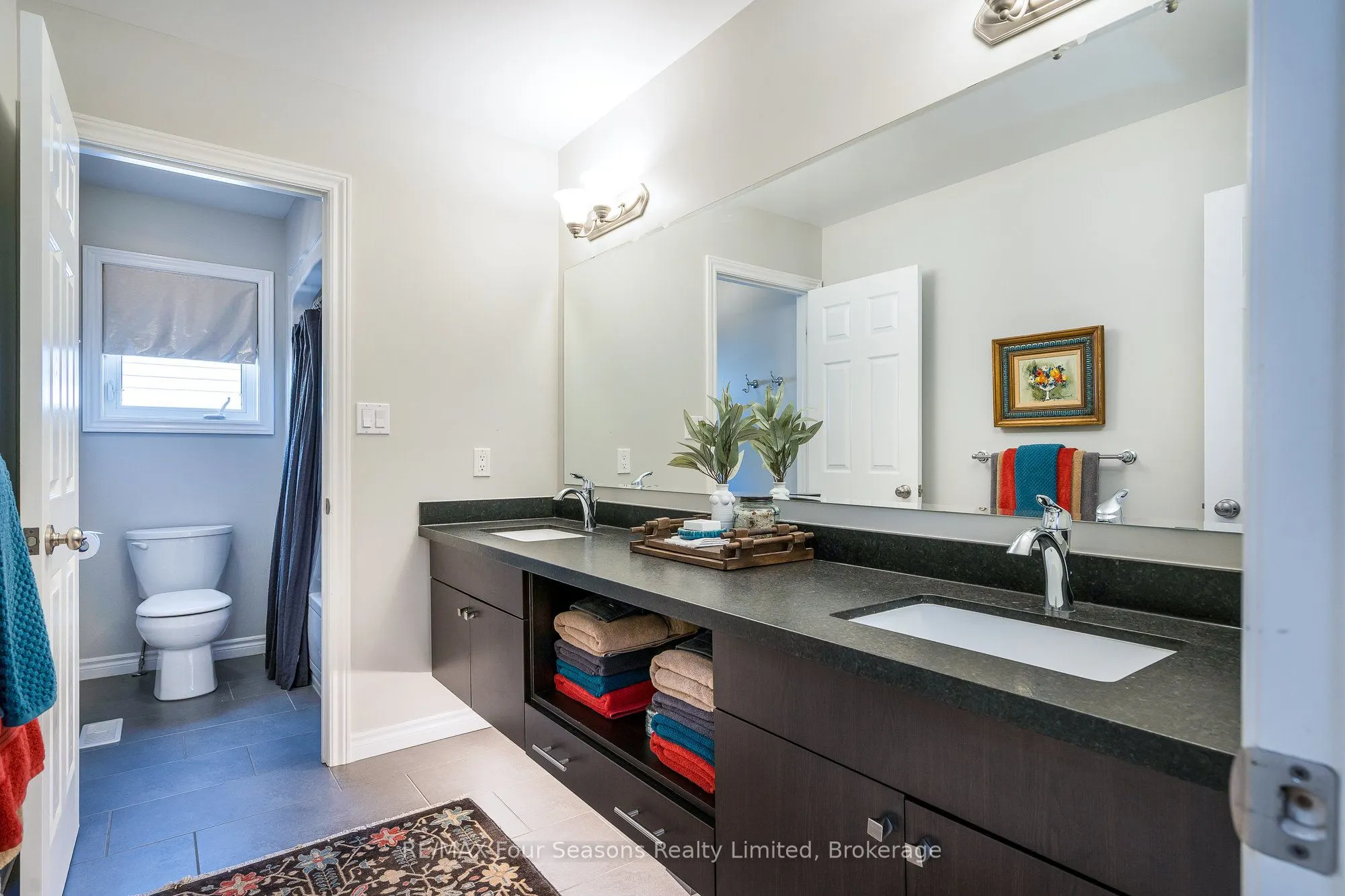 5 Kayla Crescent N