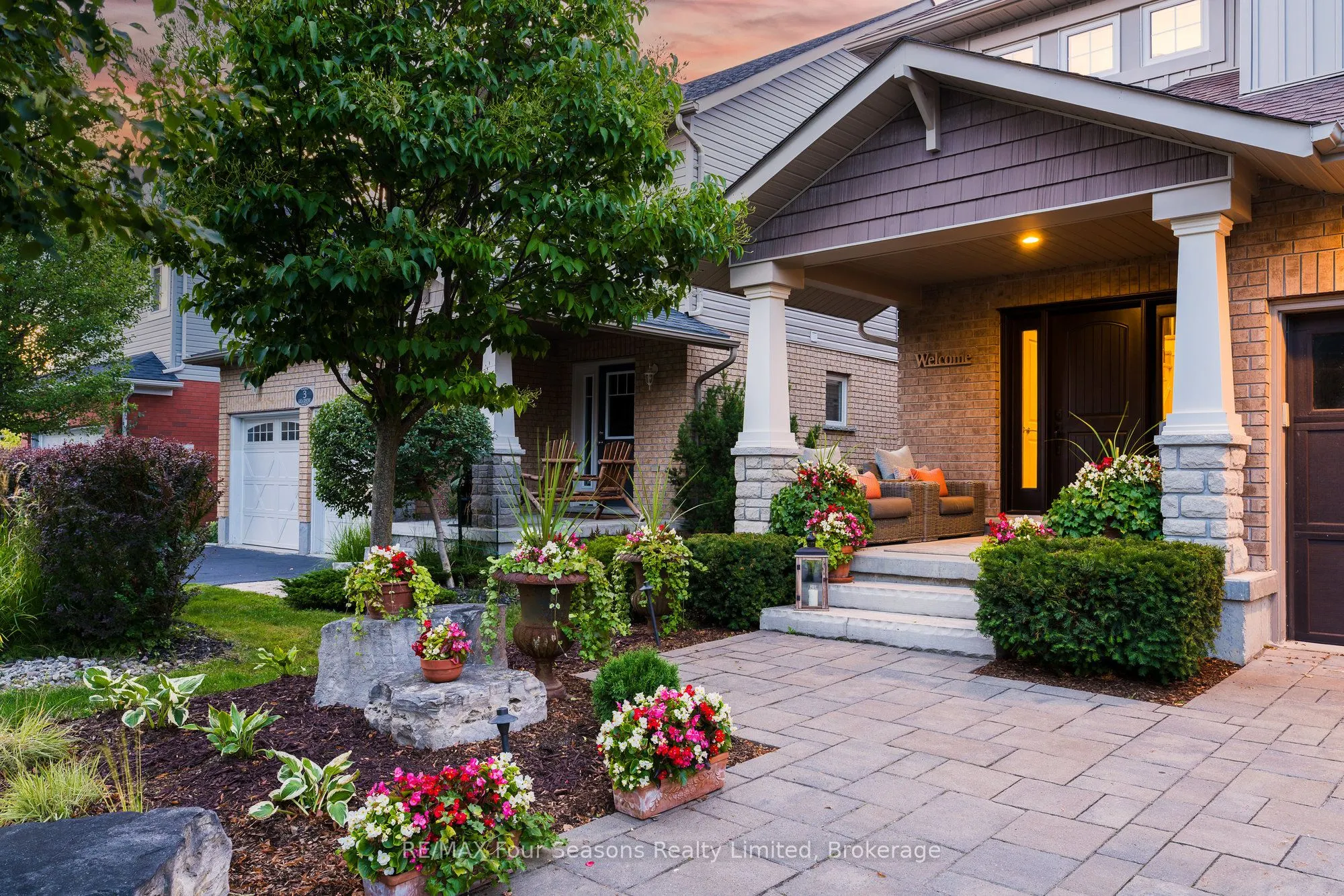 5 Kayla Crescent N