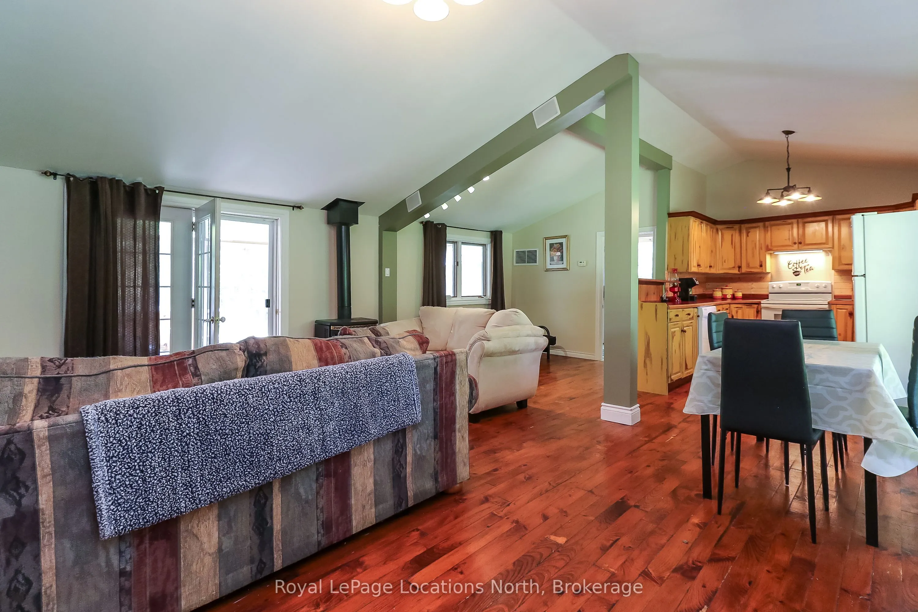 2198 Champlain Road
