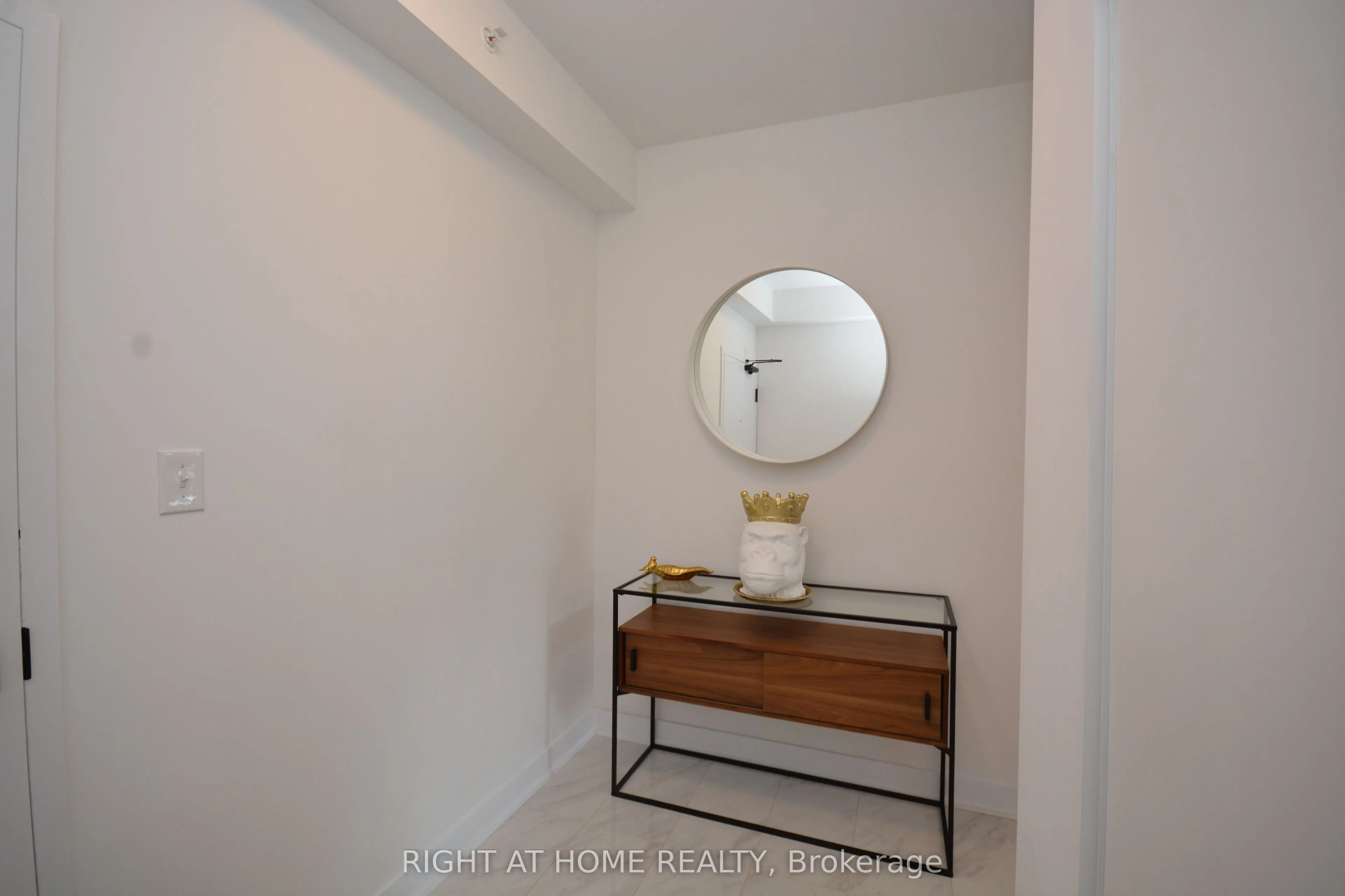 8 Culinary Lane, #411