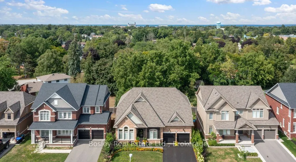 25 Mclean Avenue