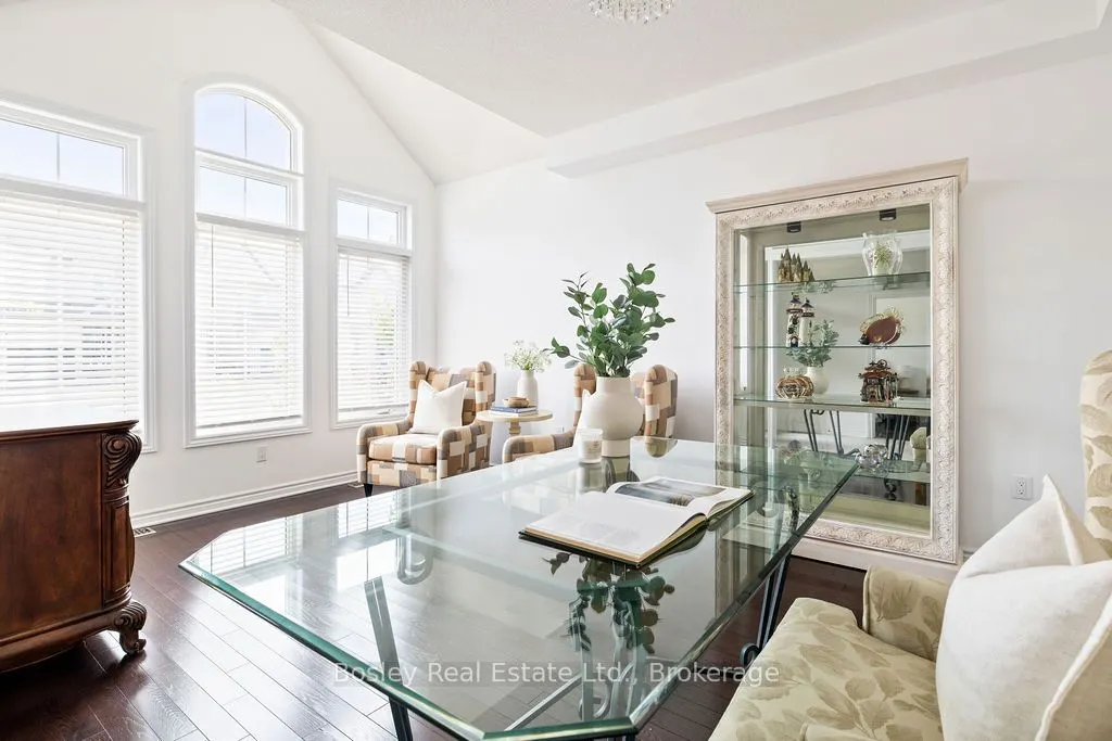 25 Mclean Avenue