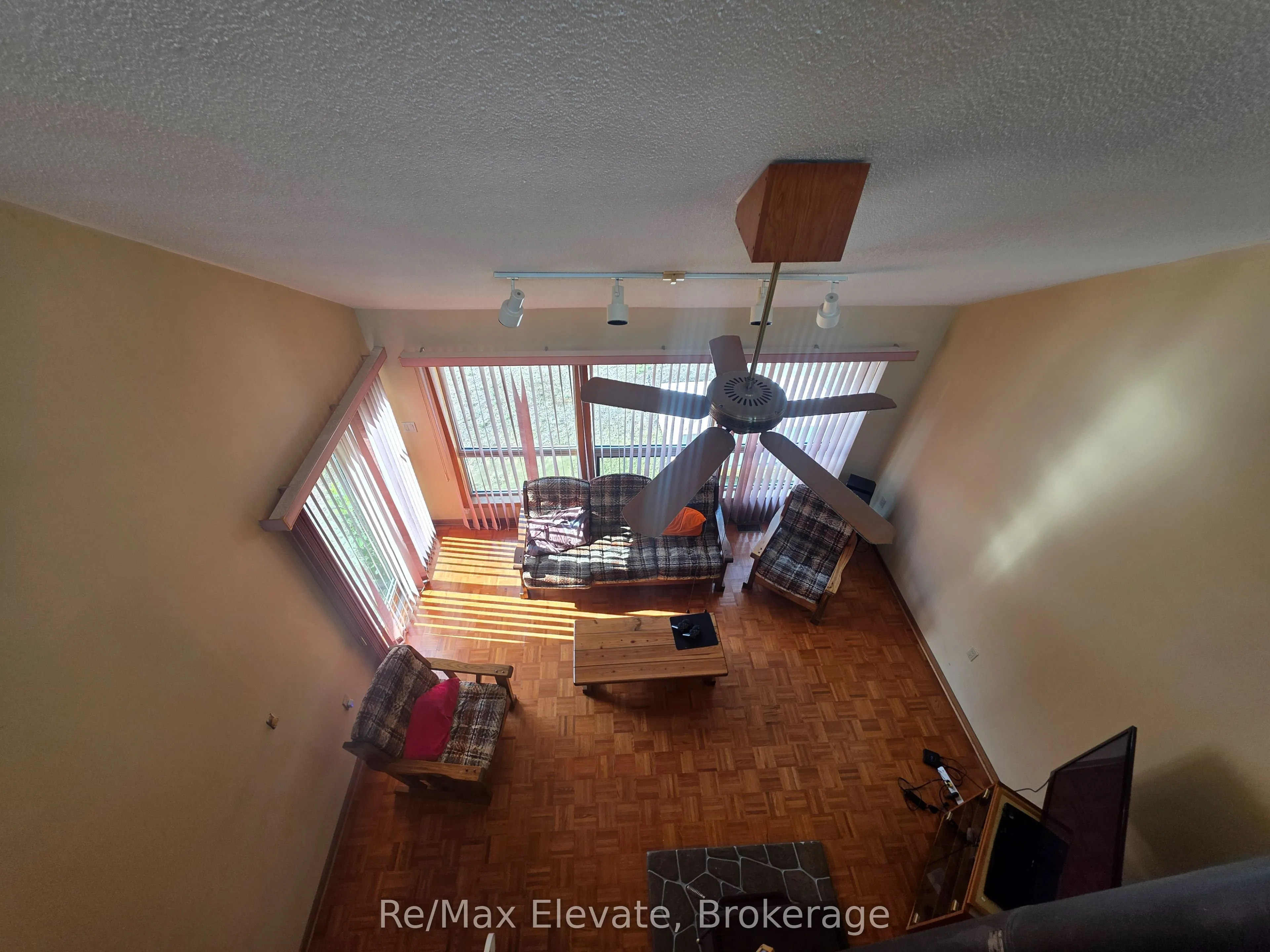 1679 Shore Lane