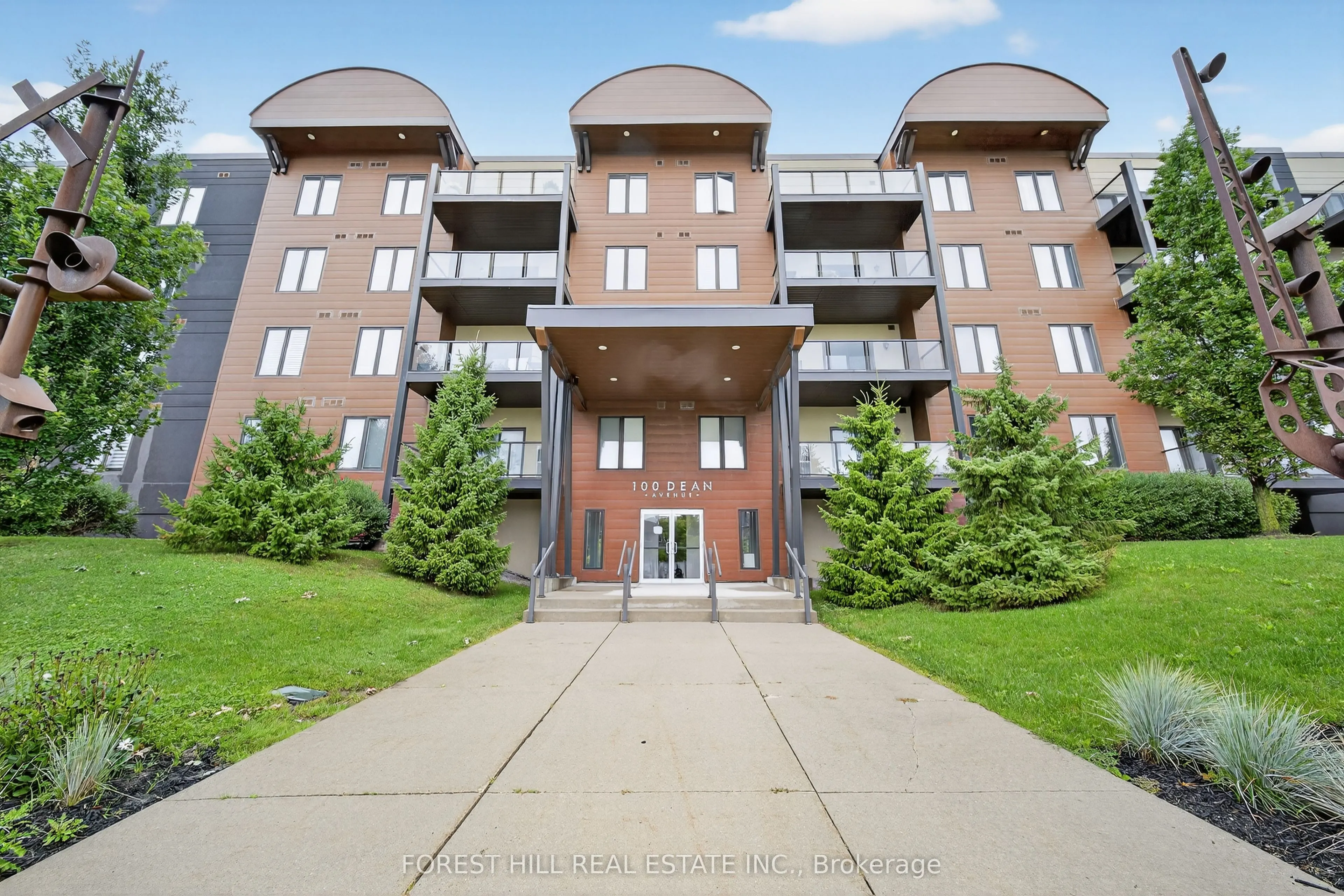 100 Dean Avenue, #106