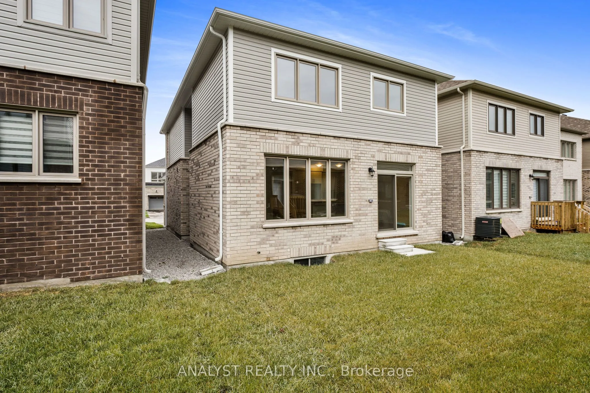 11 Gemini Drive