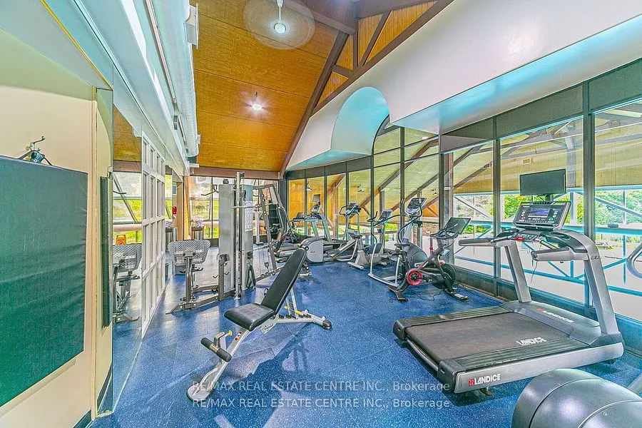 90 Highland Drive, #2240